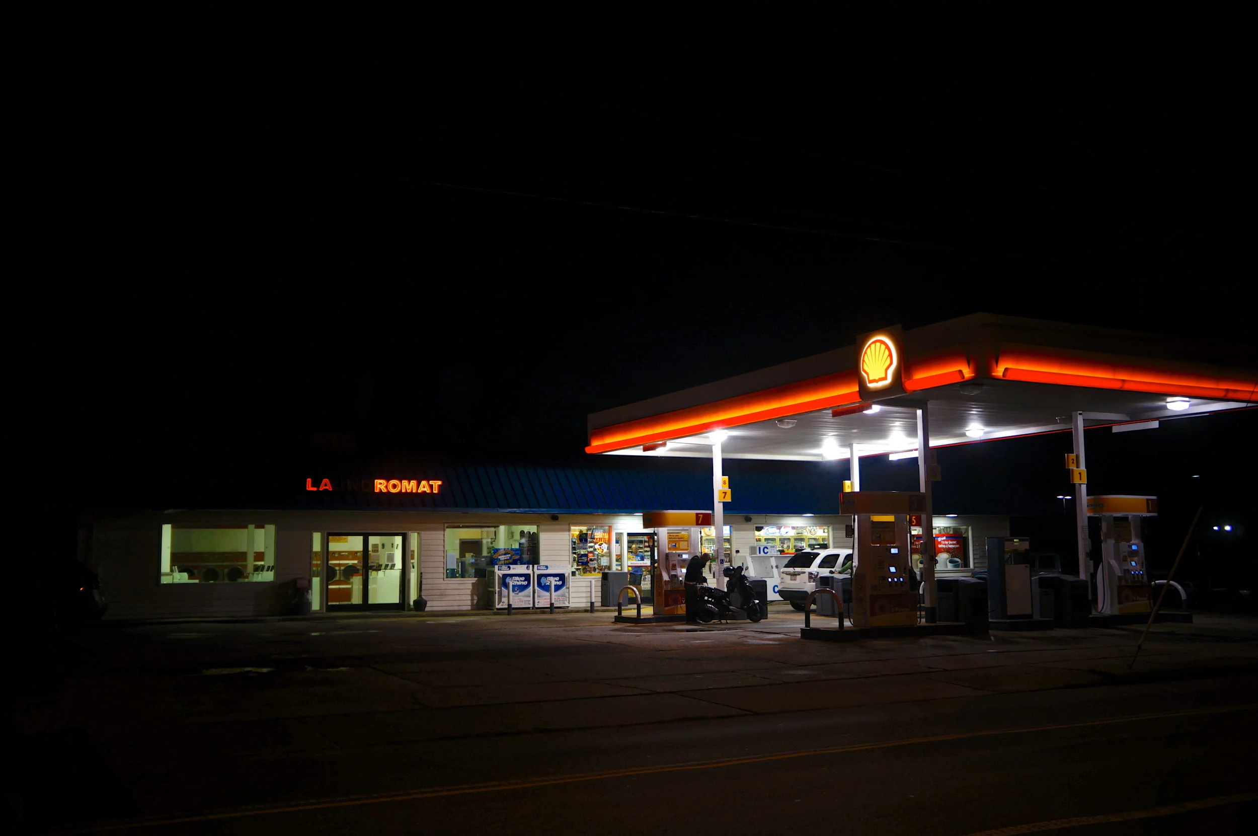 gas-stop-north-carolina_8192872483_o.jpg