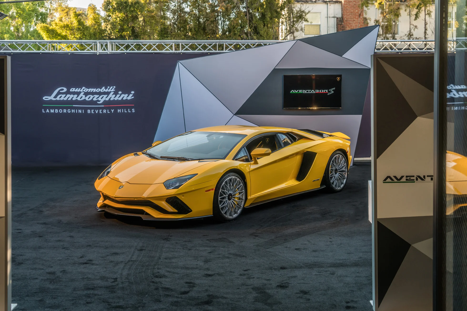 Aventador S Event-1_RETOUCHED.jpg