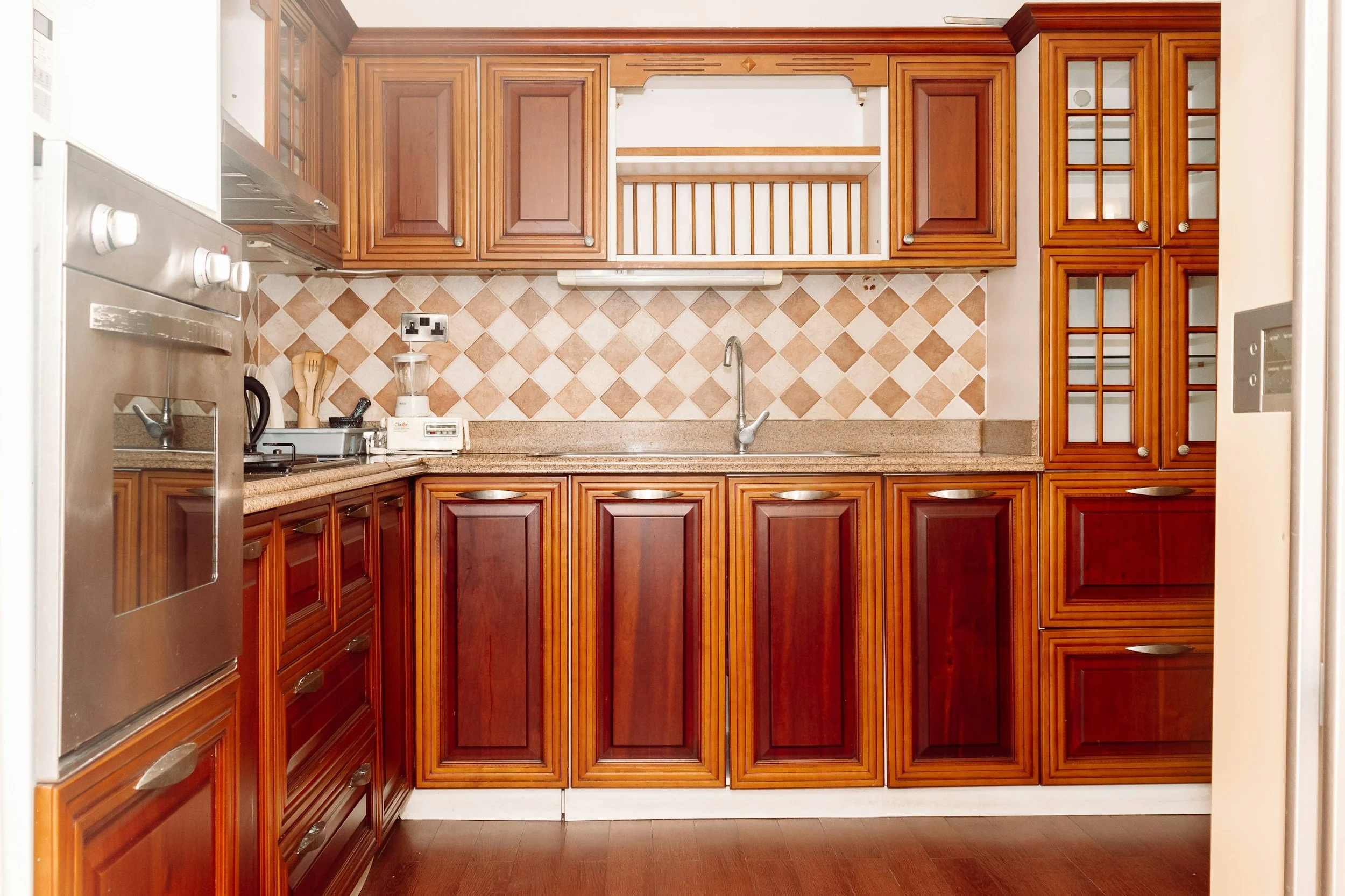 What Is the Standard Depth of a Kitchen Cabinet? Charleston Remodel Insights