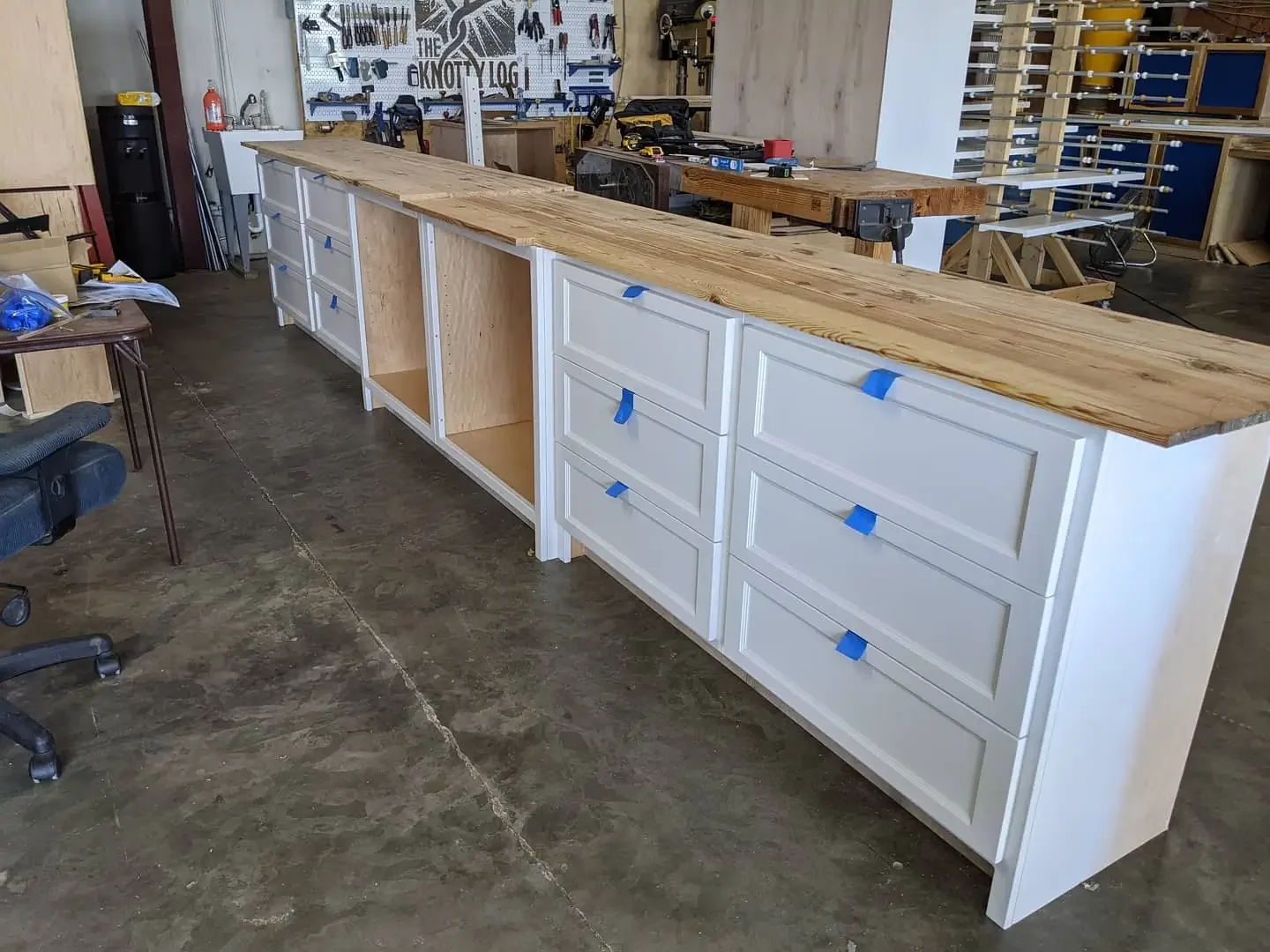 drawer base cabinet