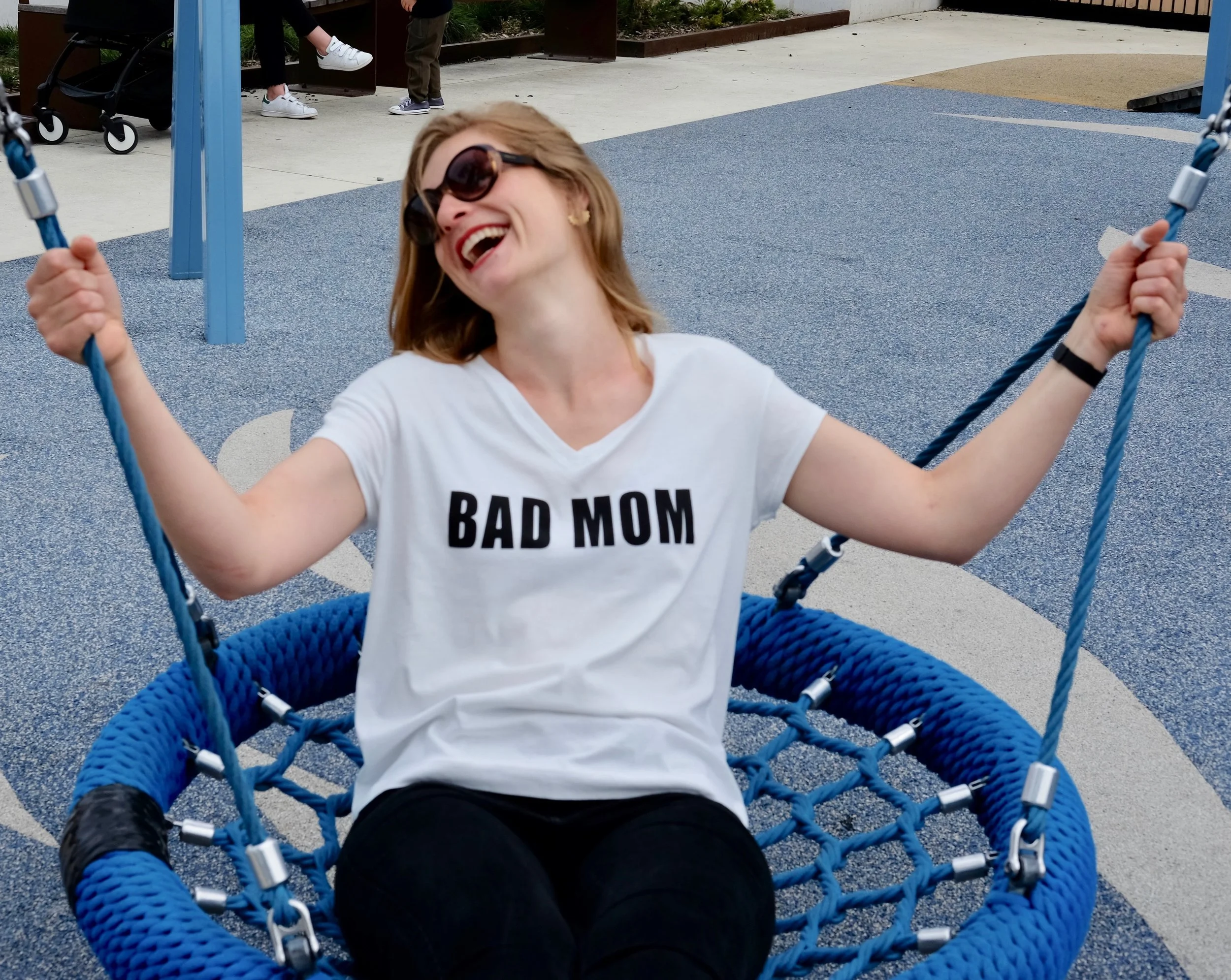 bas mom noir - 3.jpg