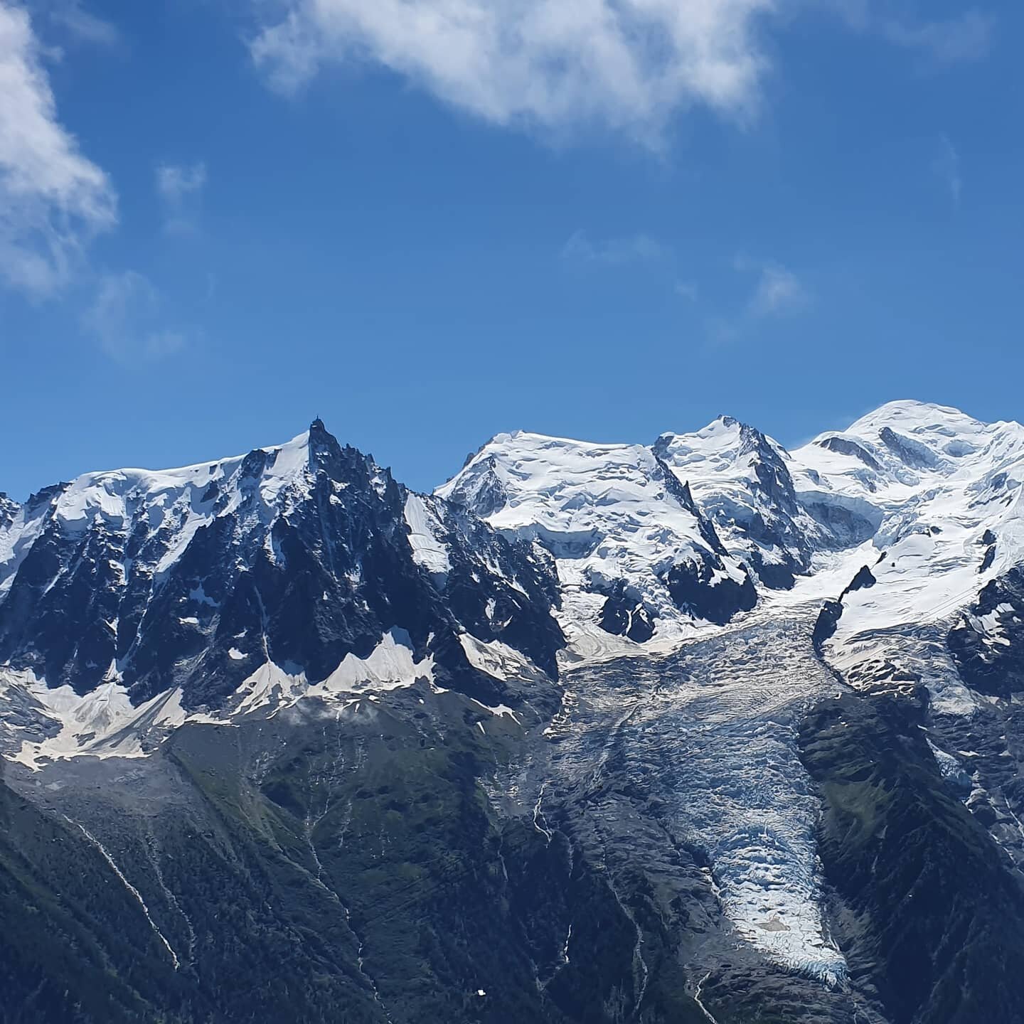 Last week I was back out with Alan and Chris, both have been waiting patiently for restrictions to be relaxed so they can enjoy some Alpine rock.

It was a mixed week to be fair, but improved for the last few days. It does seem a little quieter than 