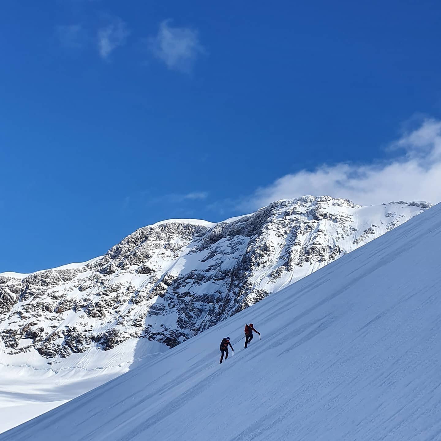 Our traverse of the Monte Rosa over the last 4 days certainly kept us engaged. Some how we manage two hut nights where we were the only guests, we post holed our way to glory on a long glacier traverse, climbed a bunch of 4000'ers, slept in the highe