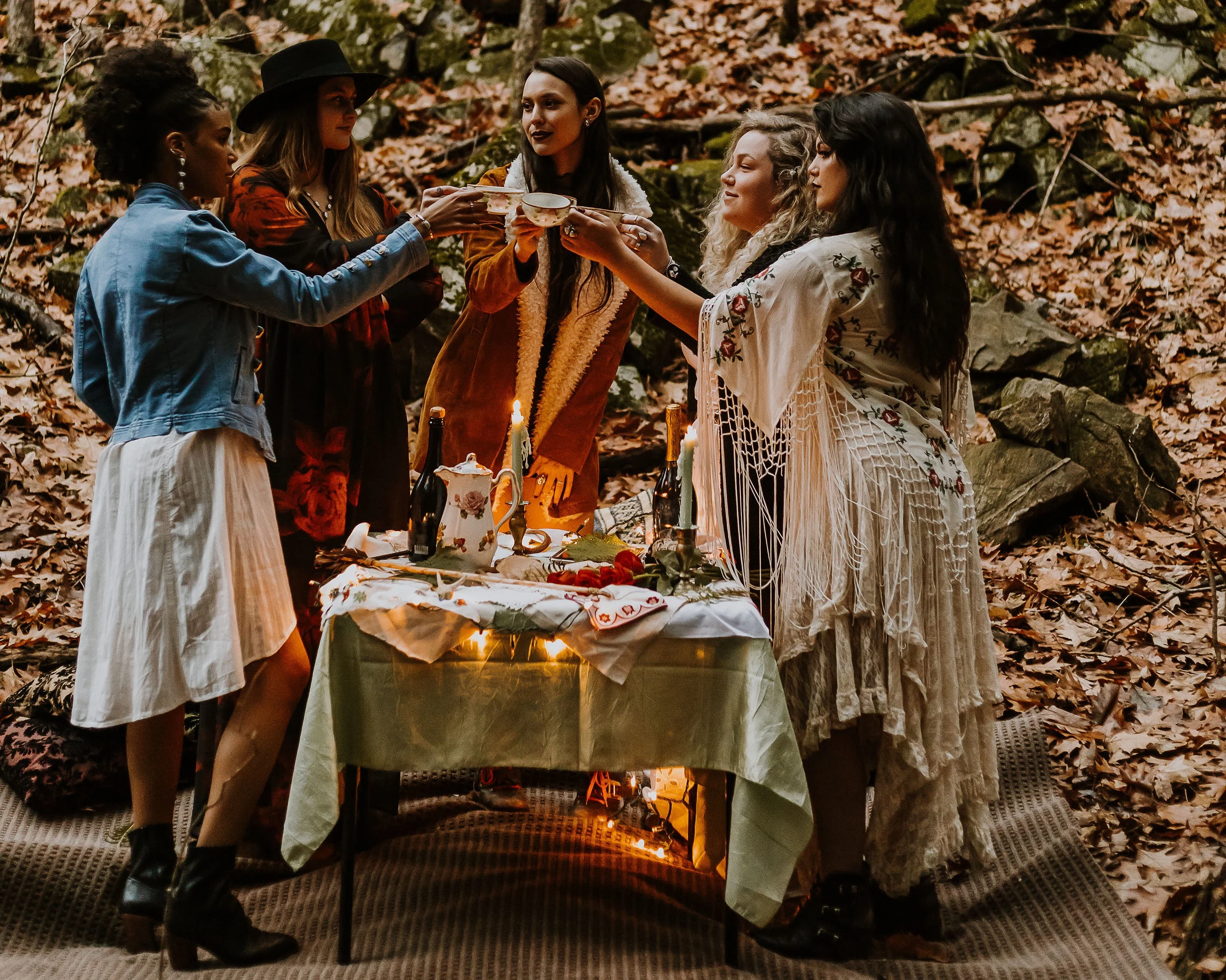 Group+Table+Cheers+CROP.jpg