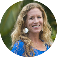 Tara Mattes - About Photo.png