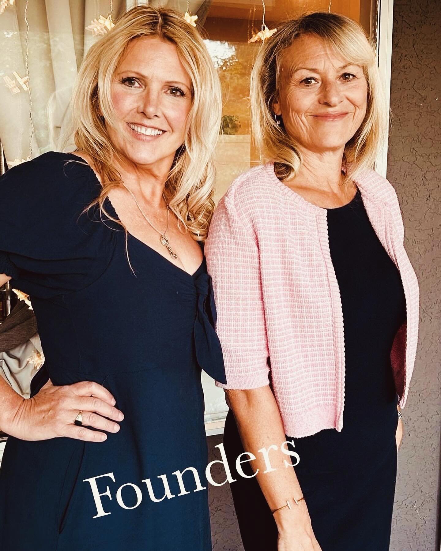 Celebrating five years of Flora&rsquo;s bare skincare ❤️
We wouldn&rsquo;t be here without our fabulous clients who have supported us from the very first cream we formulated. Thank you 💕
#grateful 
#notjustaprettyface

www.florasbare.com
www.florasb
