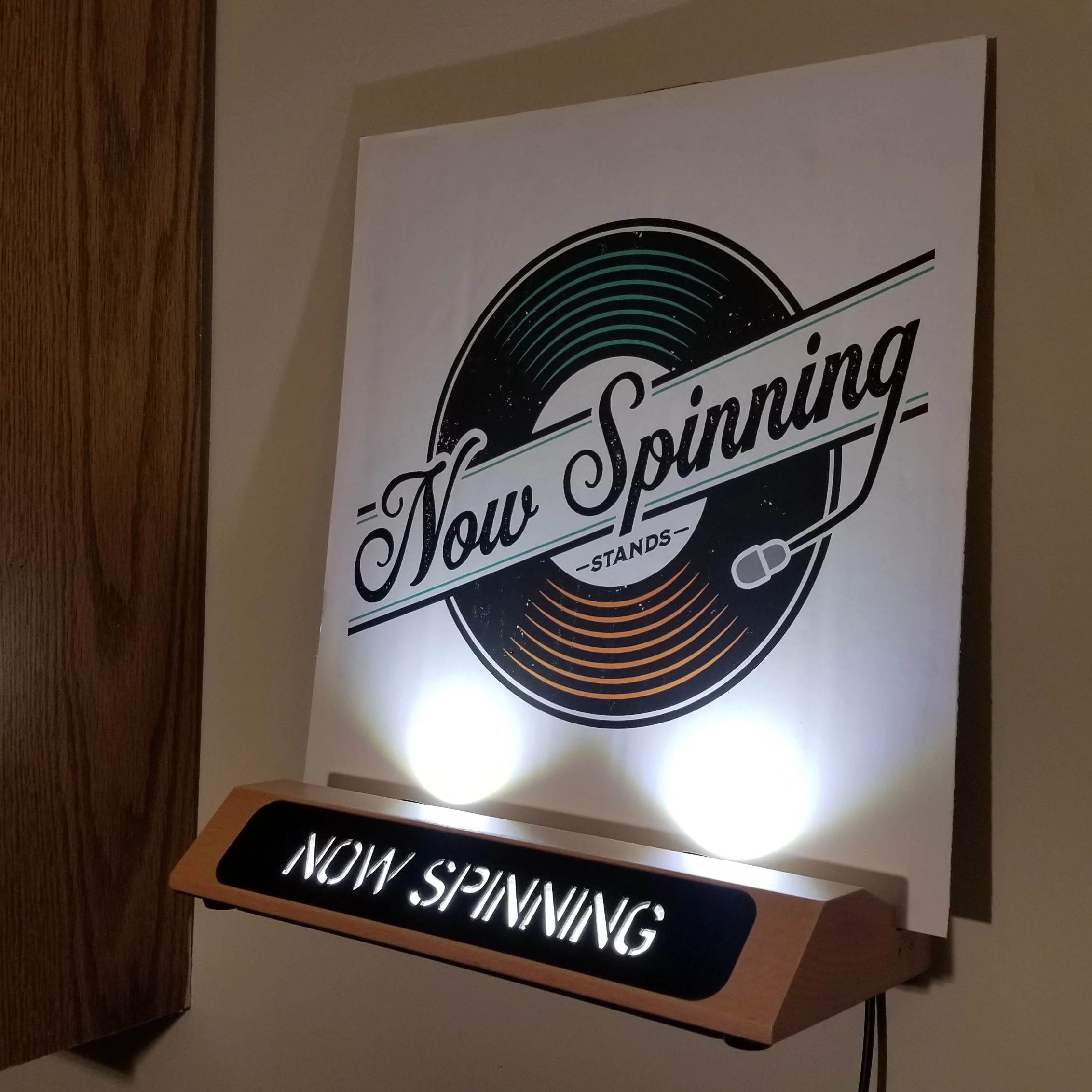 Satin Oaky Vinyl Record Stand with Now Spinning LED Light