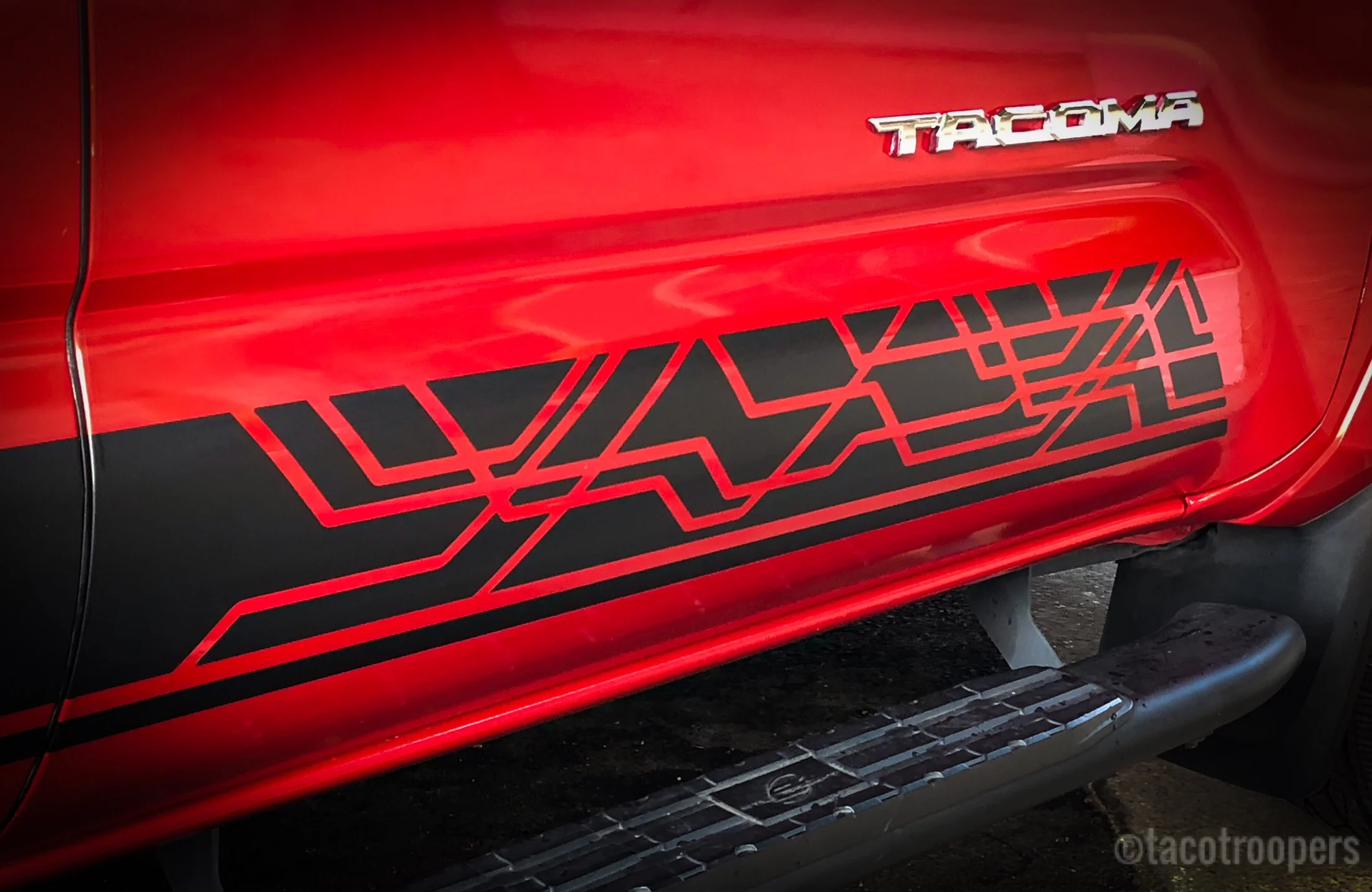 "Match" side stripes