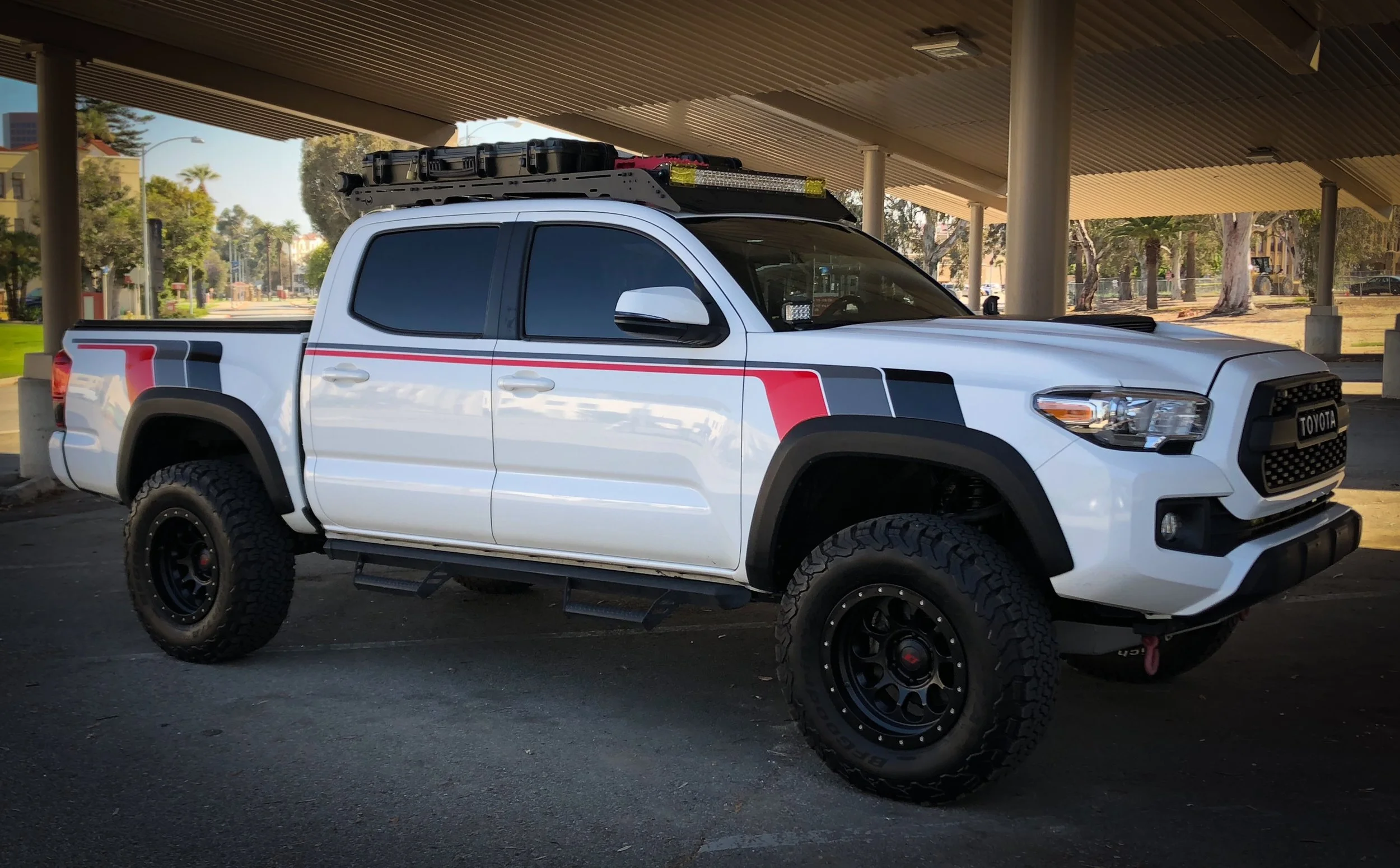 Red Accent - "B. T. F" side stripes (front &amp; rear) with extended pinstriping
