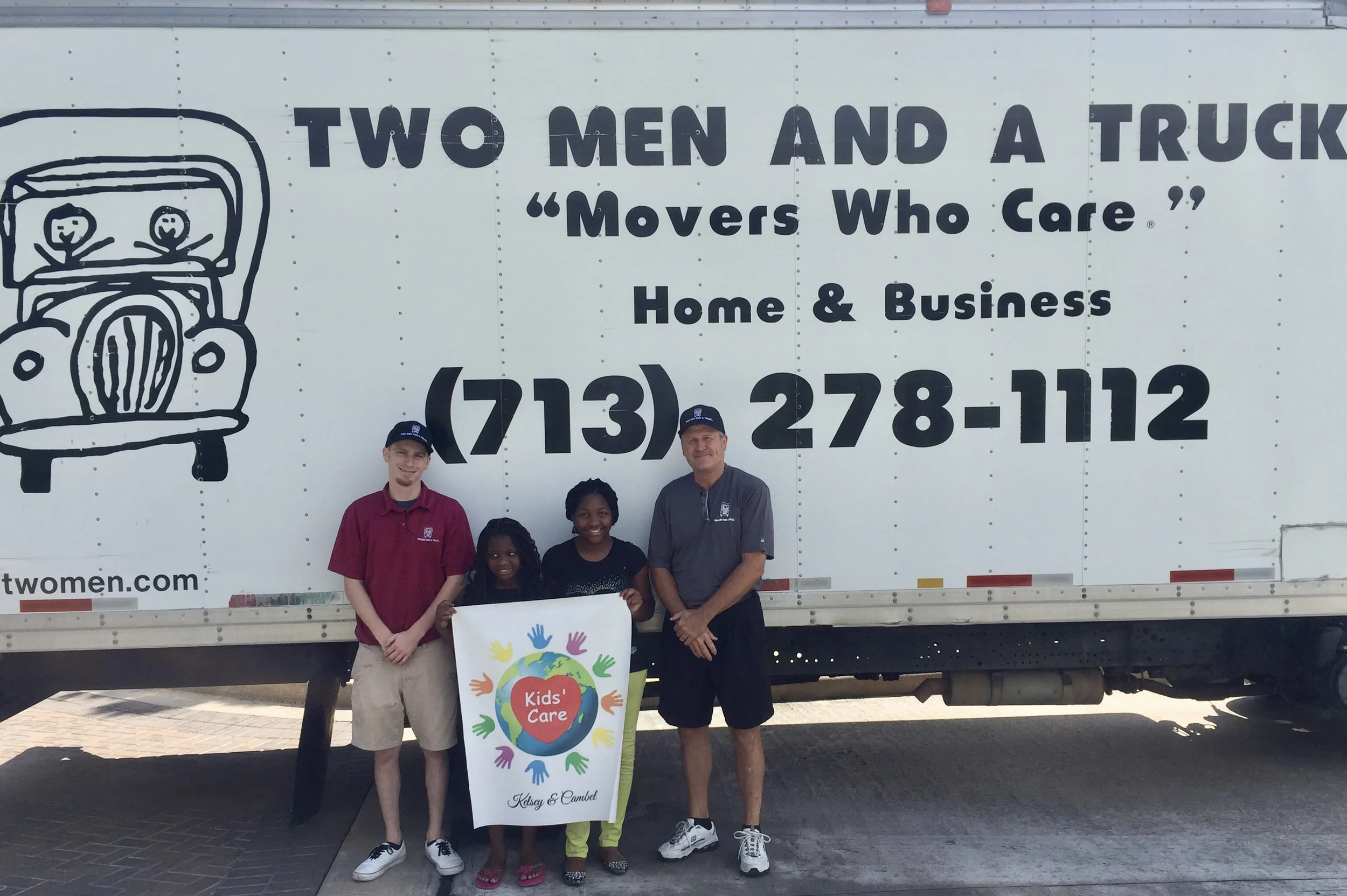 Two_Men_and_A_Truck_2.jpg