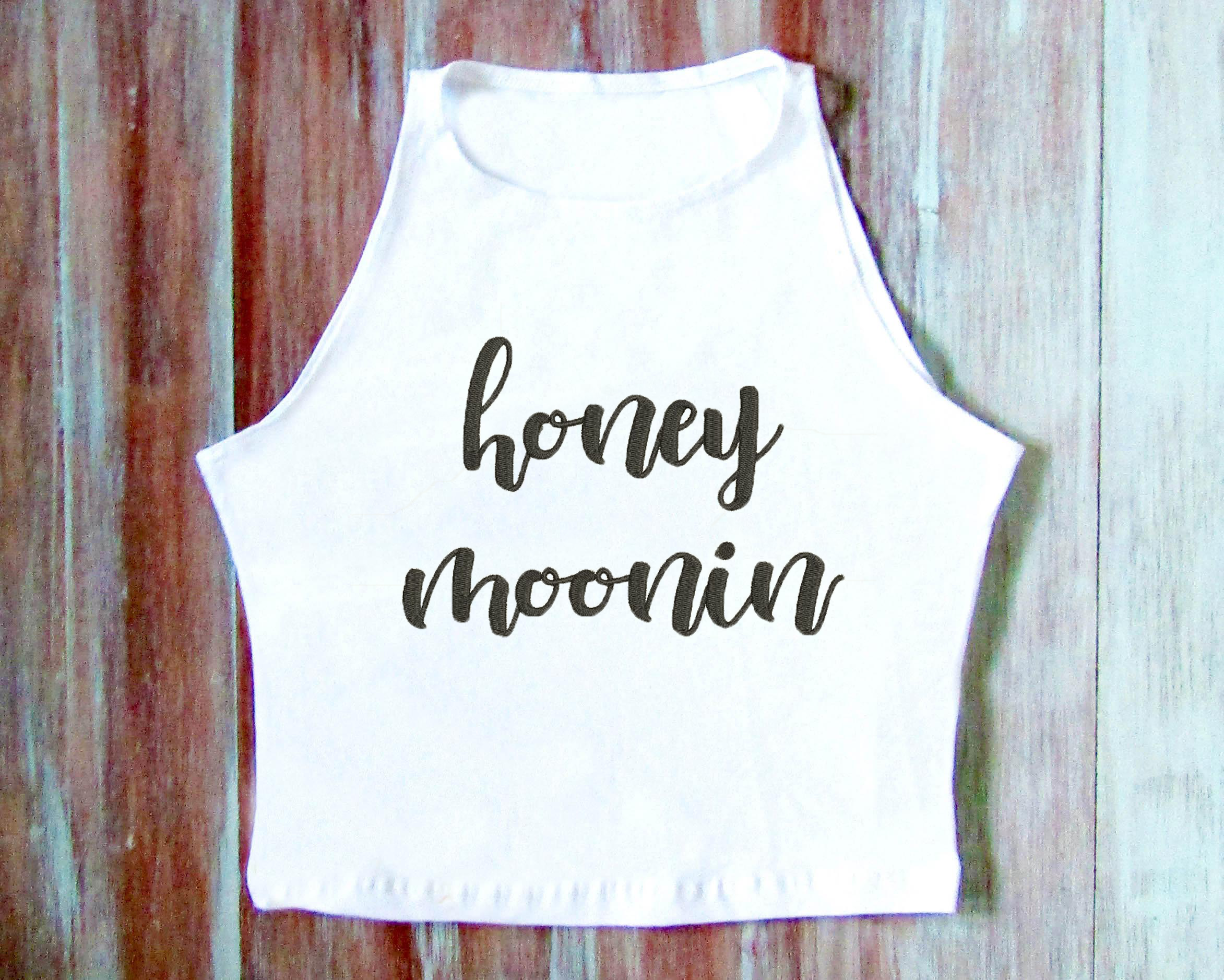 honey moonin crop top.png