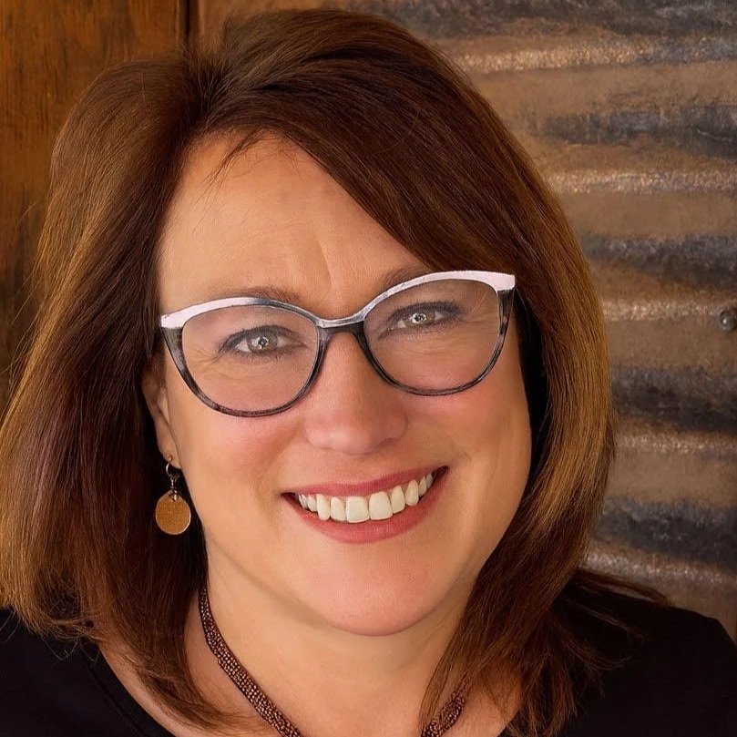 Headshot of Patty Dowd Schmitz