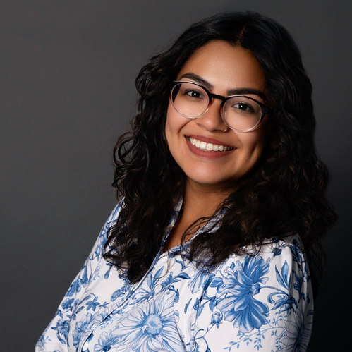 Headshot of Carolina Herrera.