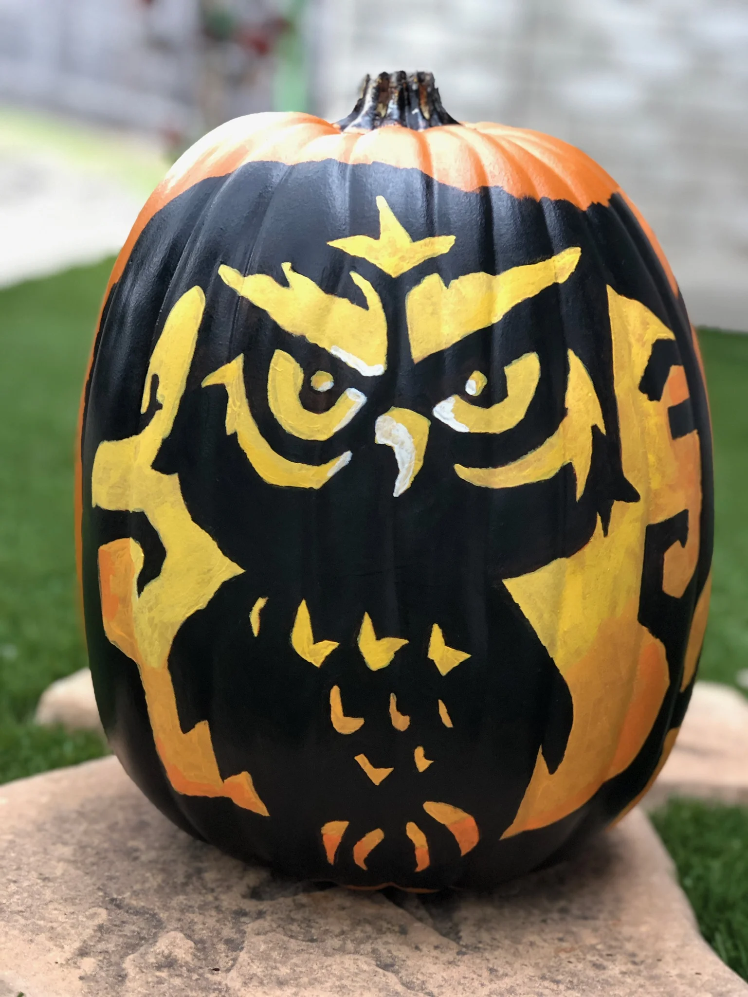 A Halloween Tradition: DIY Painted Pumpkins