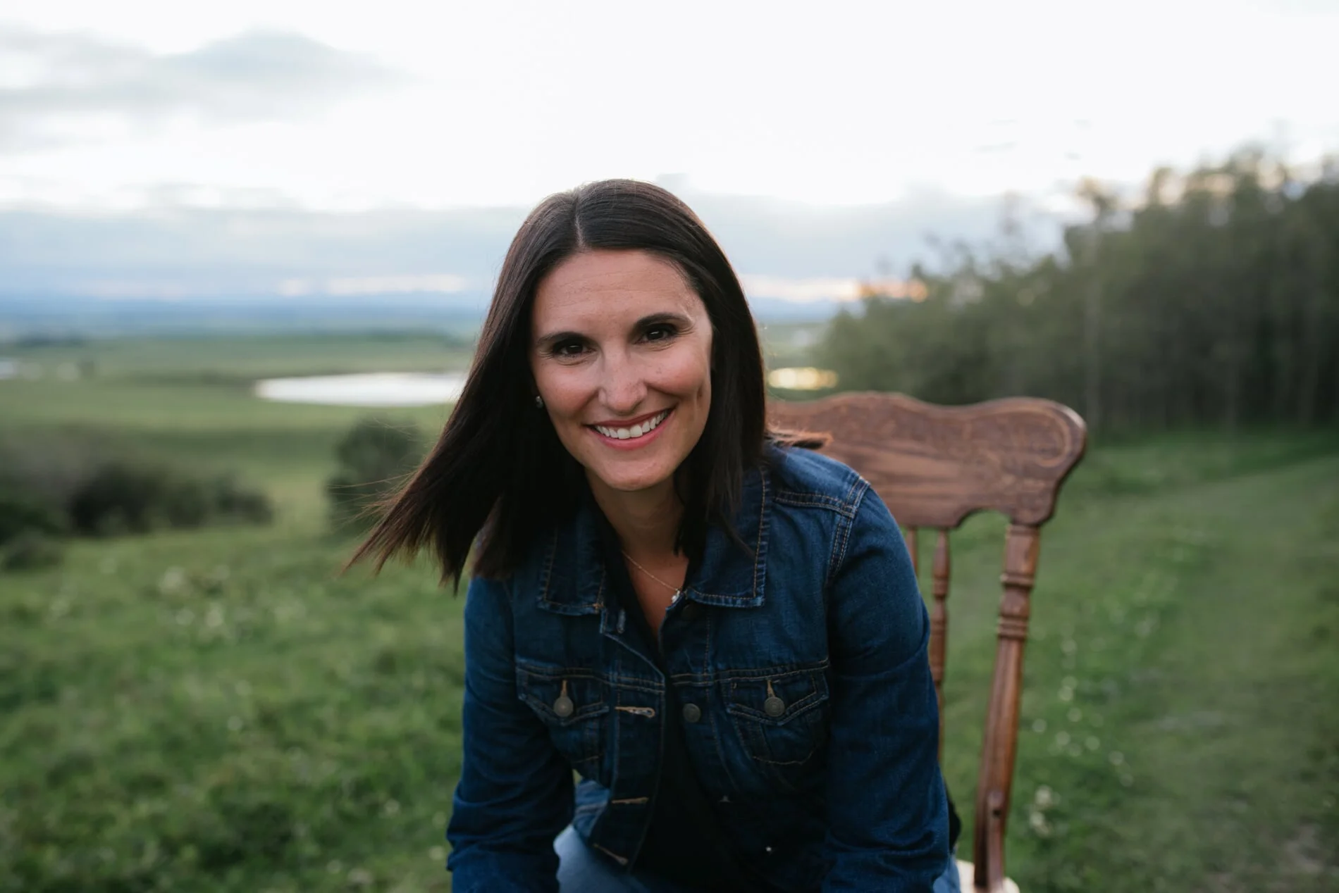 LHiggins Headshot 2019.jpg