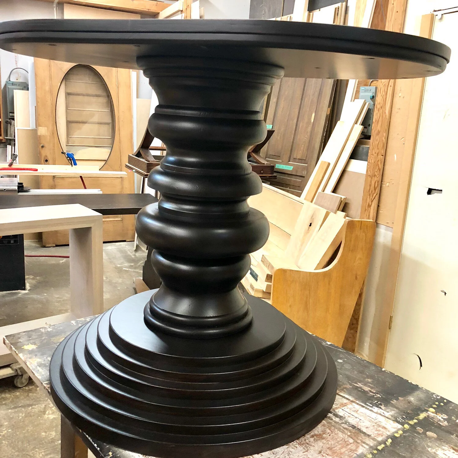 Chunky Pedestal Dining Table - Design Trend 2020