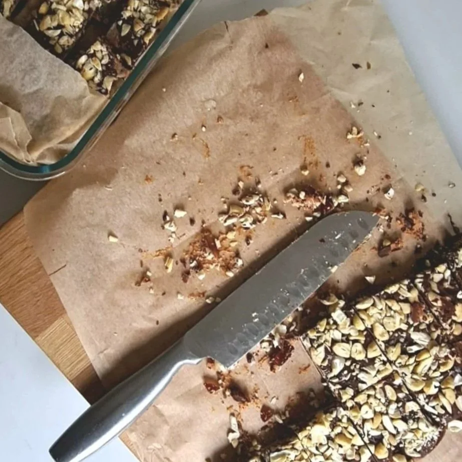'Snickers' Date Bark and Solidarity with Palestine