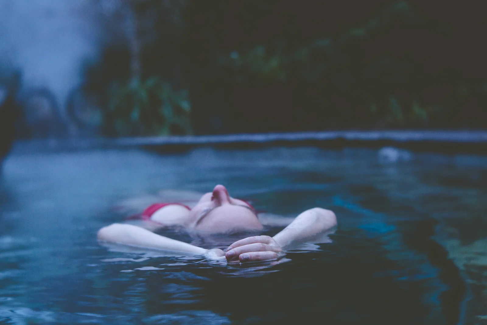 Steamy_Dusk_Soaking_Pool-163.jpg