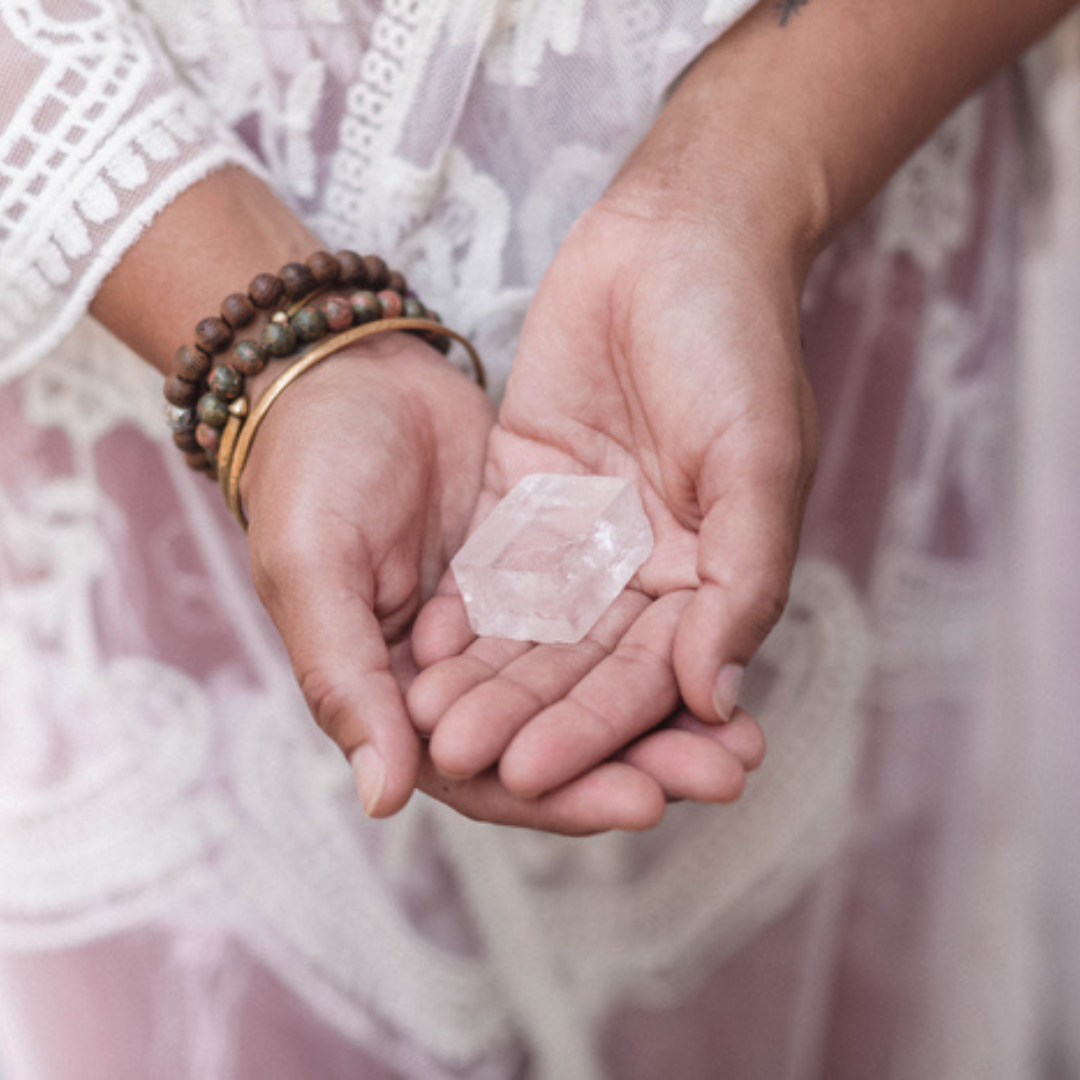 Stay in Your Feminine Flow During the Holidays/The Vital Goddess Radiant Holiday Bundle