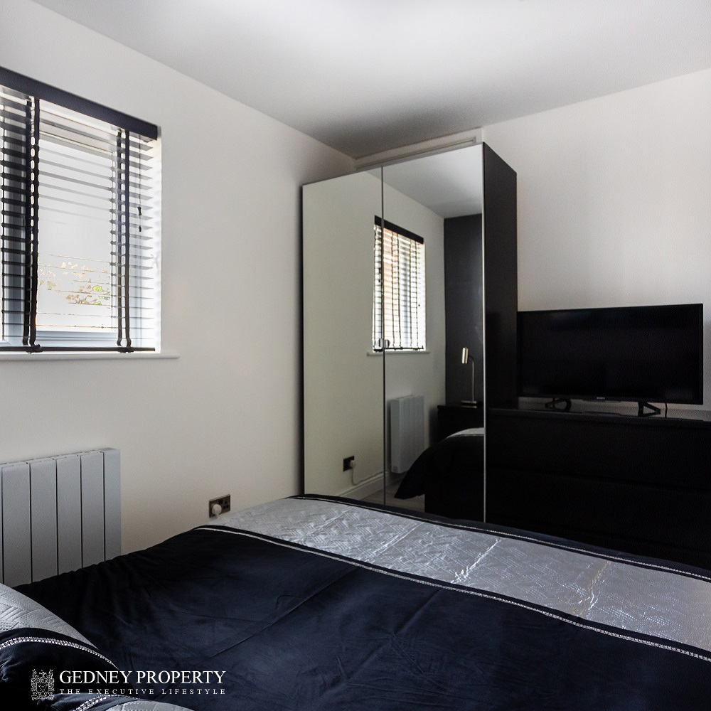 13_carters_walk_room_bedroom_EF_wardrobe_1000_1000_v1.png