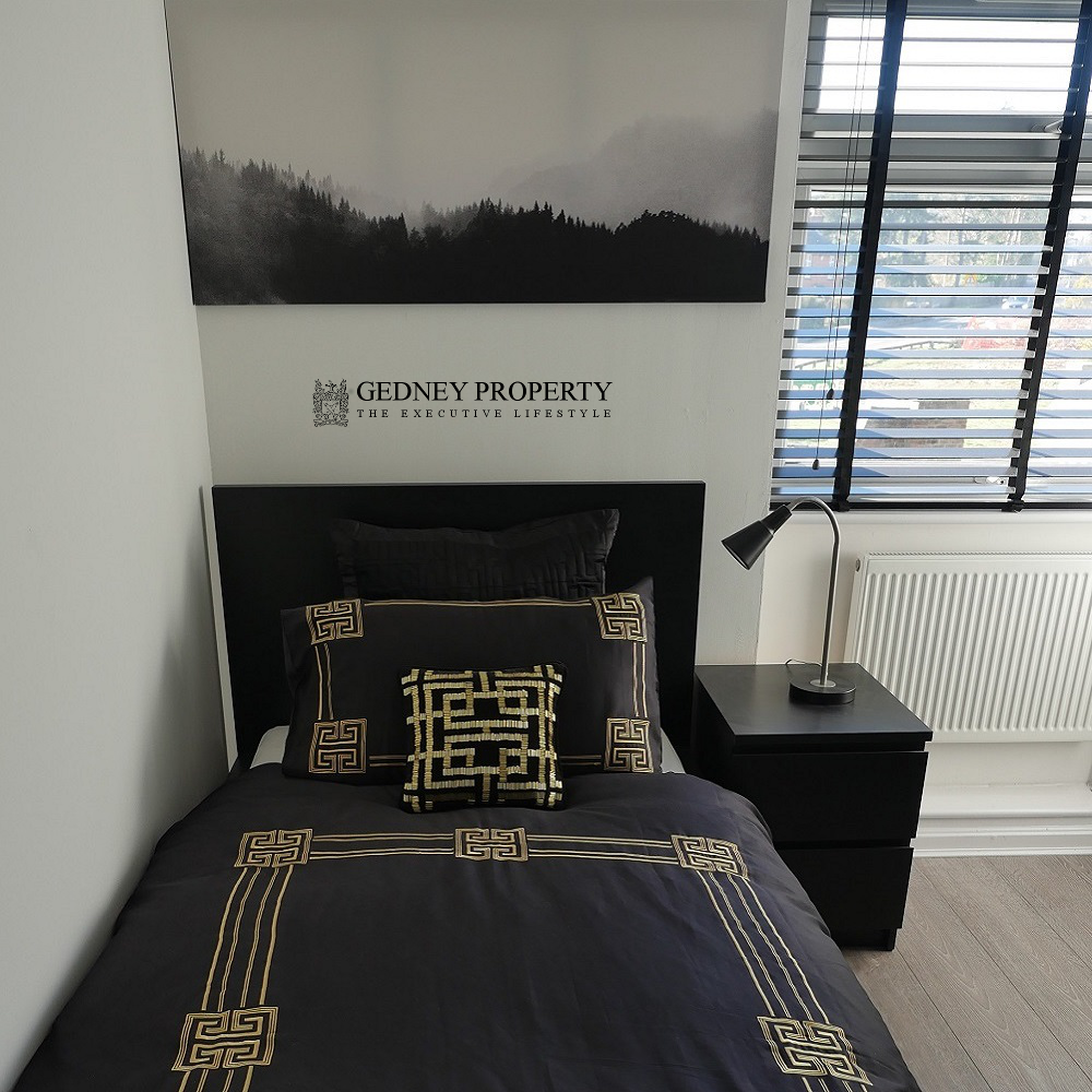 13_barrie_road_bedroom_two_bed_1000_1000_v1.png