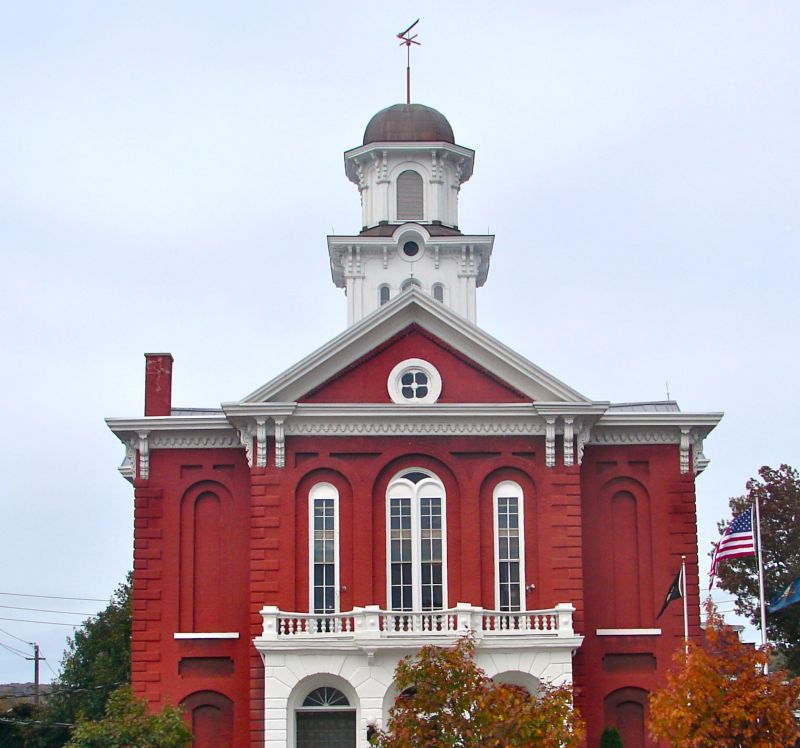 Montour County Courthouse - Photo Credit: By Smallbones - Own work, CC0, https://commons.wikimedia.org/w/index.php?curid=17049200