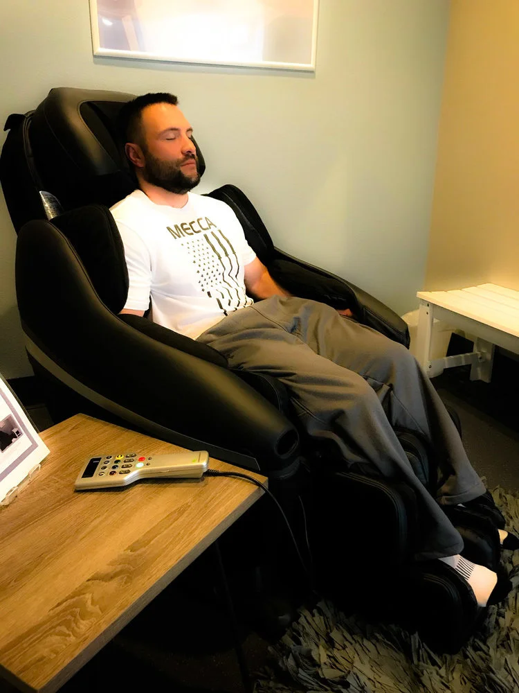 5 SIMPLE AND EASY WAYS TO HELP RELIEVE PAIN NATURALLY