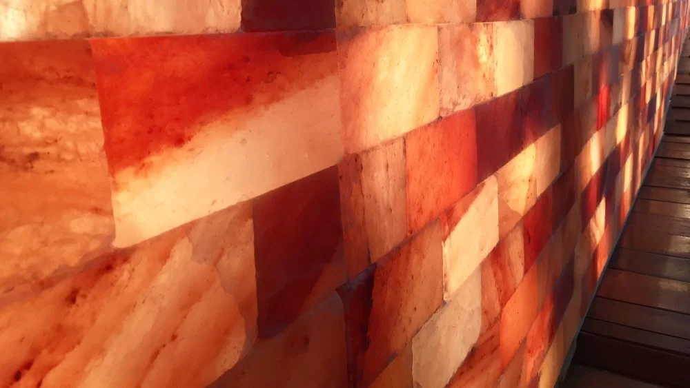 what-happens-in-a-salt-therapy-room-1576867910.jpg
