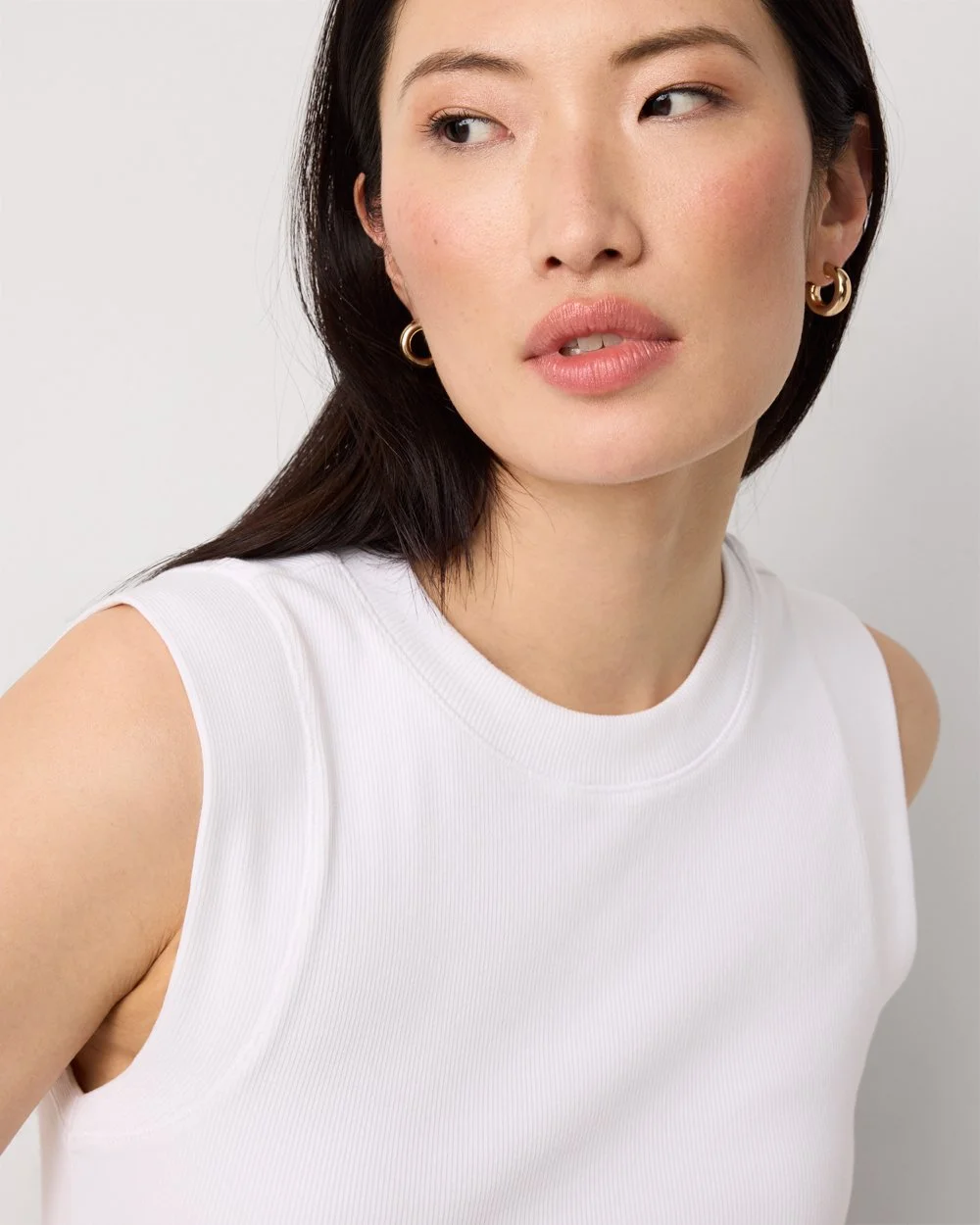 WHBM_WHBMFORME Rib Ruched Tank_570405893_WHT000100_OF_ALT 5.jpg