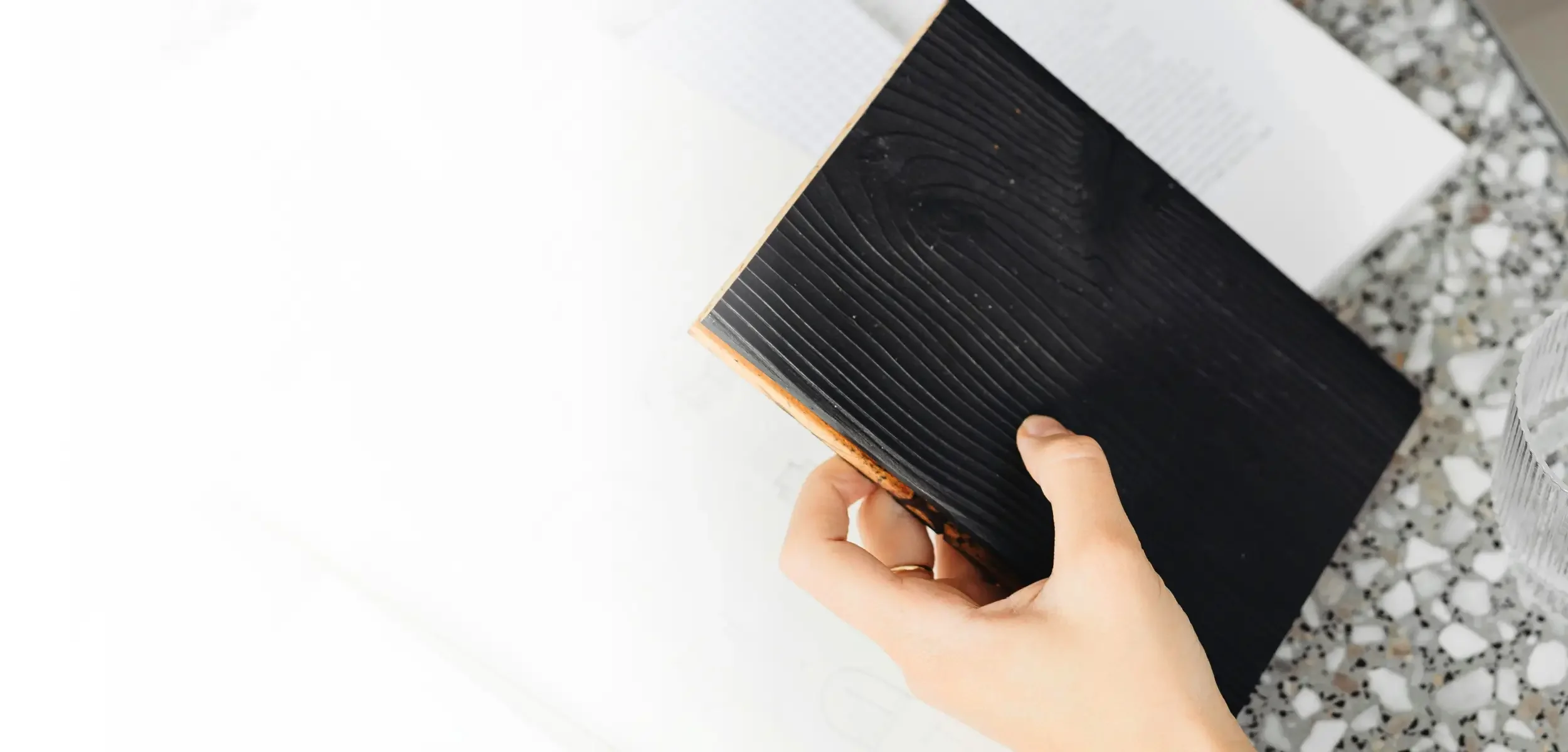 Trusted Contacts | Trusted contacts and collaborators recommended by life redesign coach Carola Moon for women entrepreneurs seeking balanced support.webp