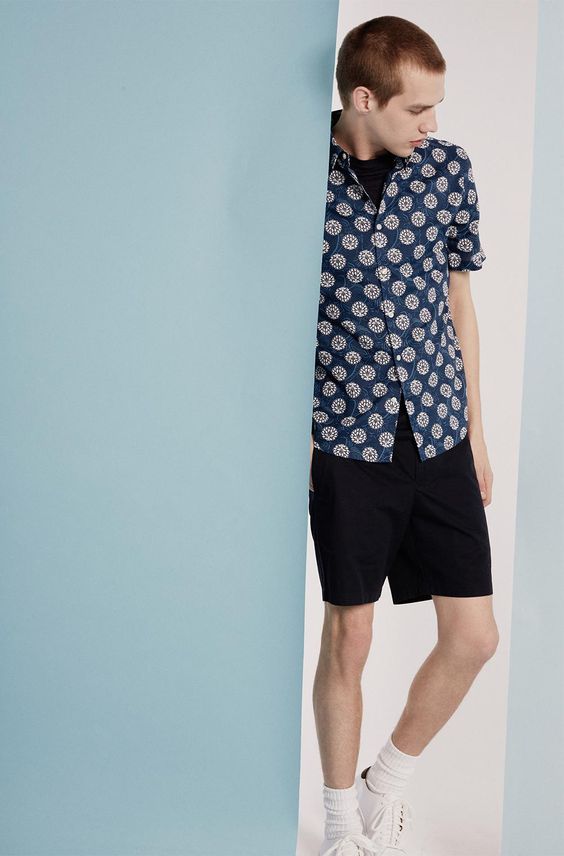 IMAGE PROPERTY OF CLUB MONACO
