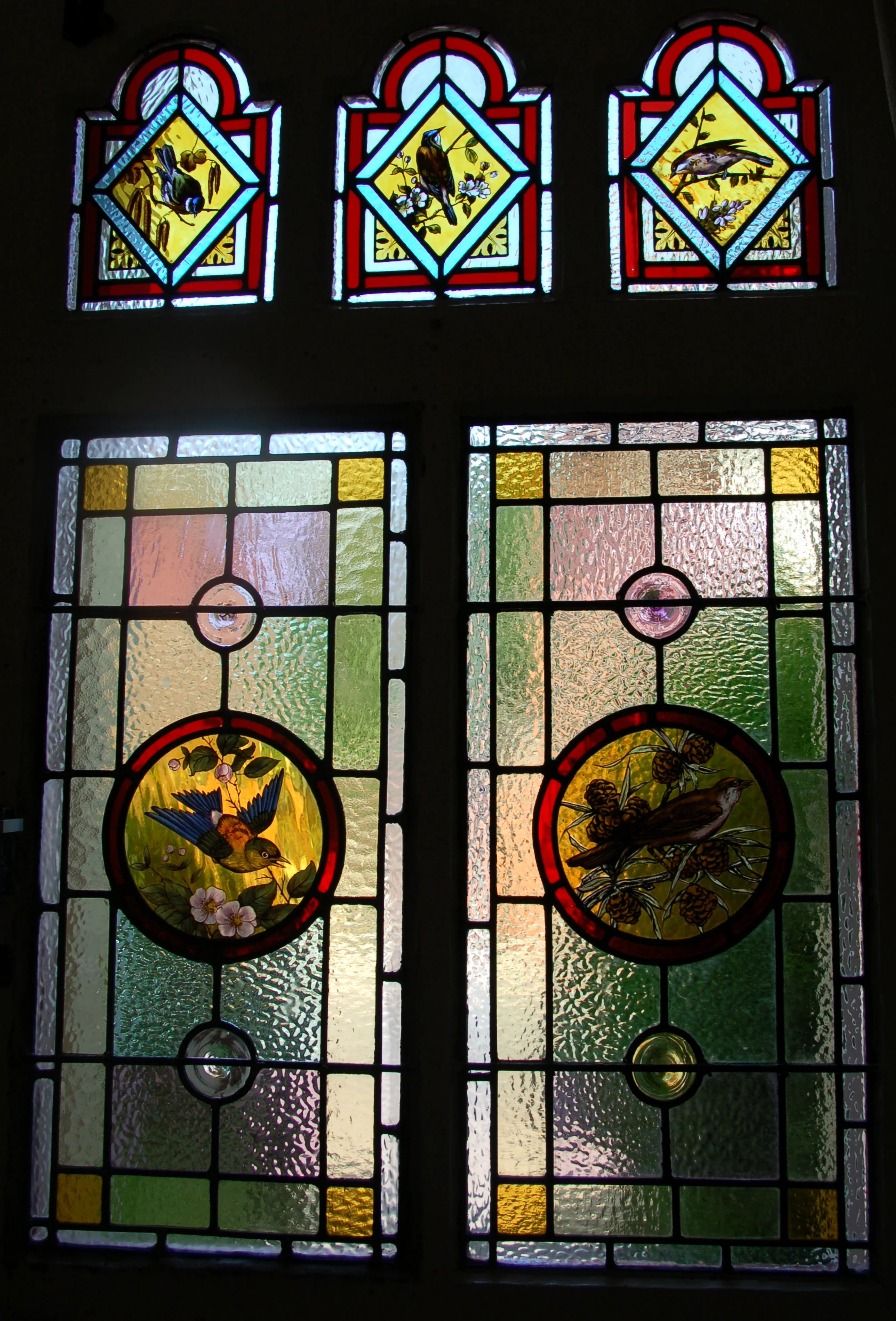 Traditional_Stained_Glass_Victorian_Front_Door_with_Birds.JPG