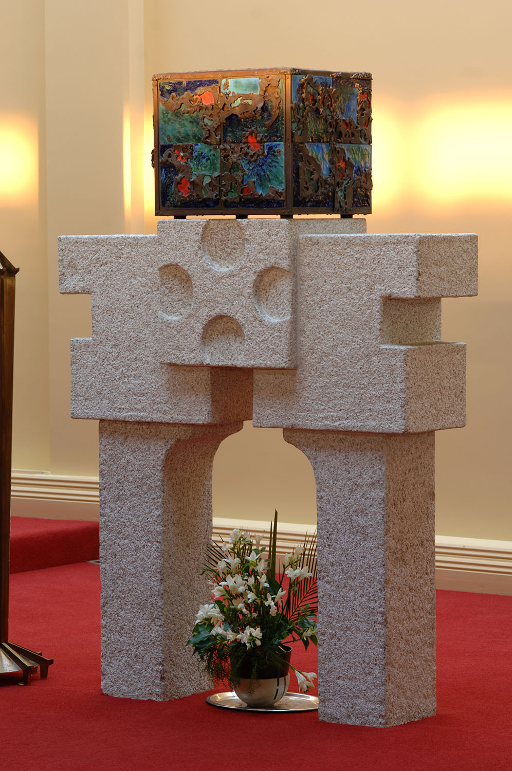 stone-ambo.jpg