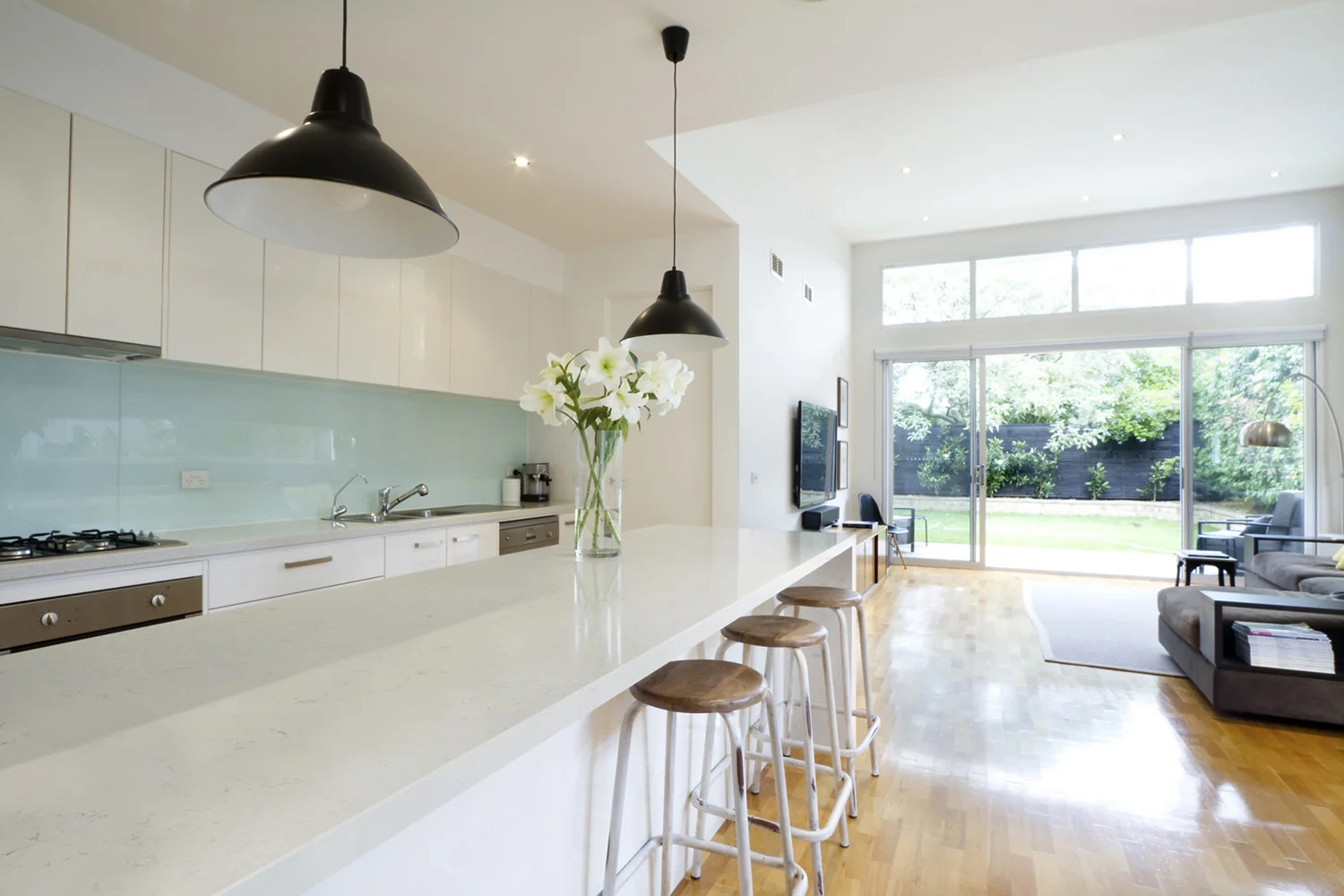limestone-kitchen-worktop.jpg