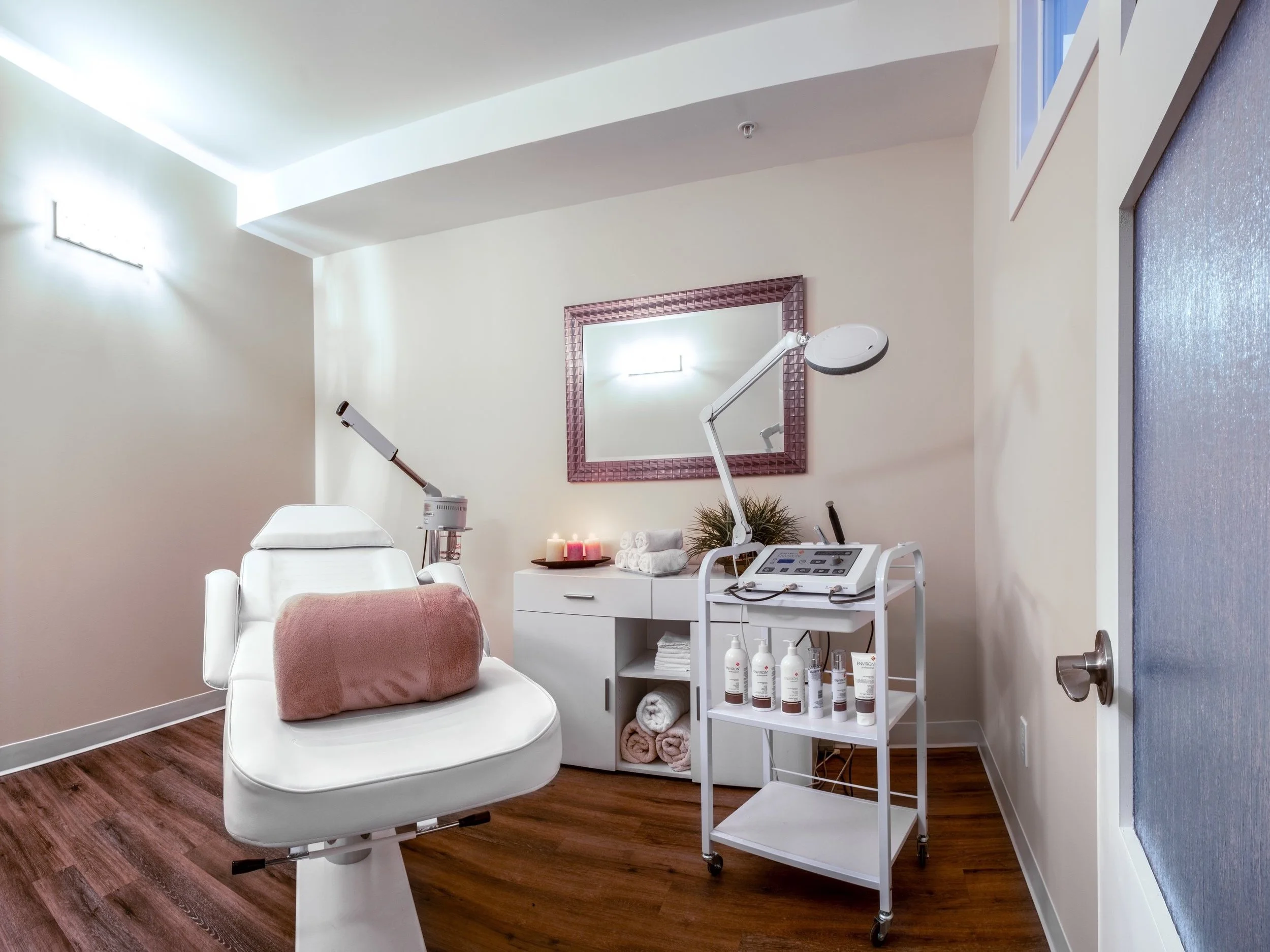 Skin RNI Client in Canmore