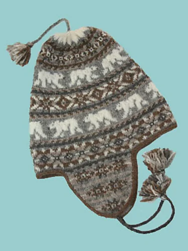 Polar Chullo knitting pattern using Fair Isle knitting techniques