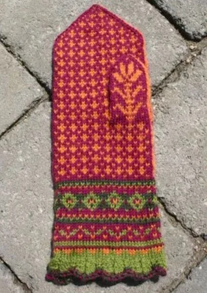 ladies mittens with flower on thumb knitting pattern