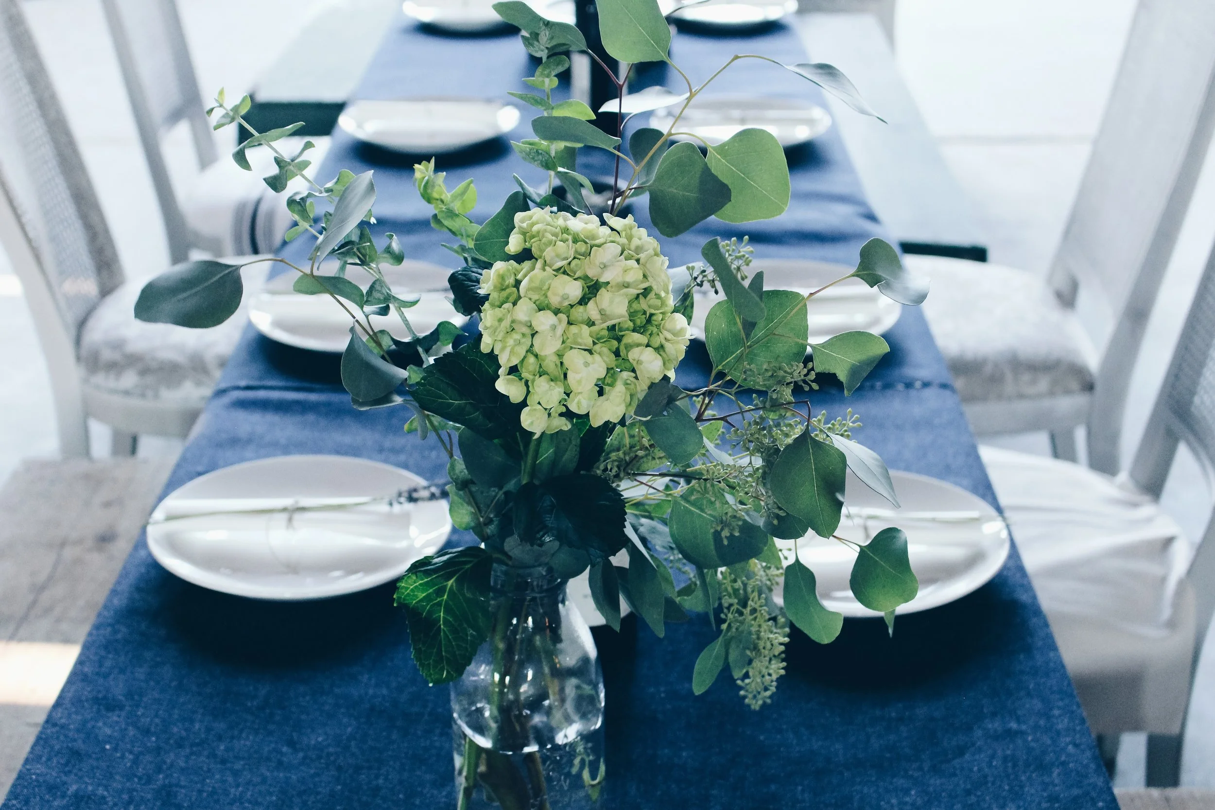 blue; hydrangia; dining table; tablescape; interior design.jpg