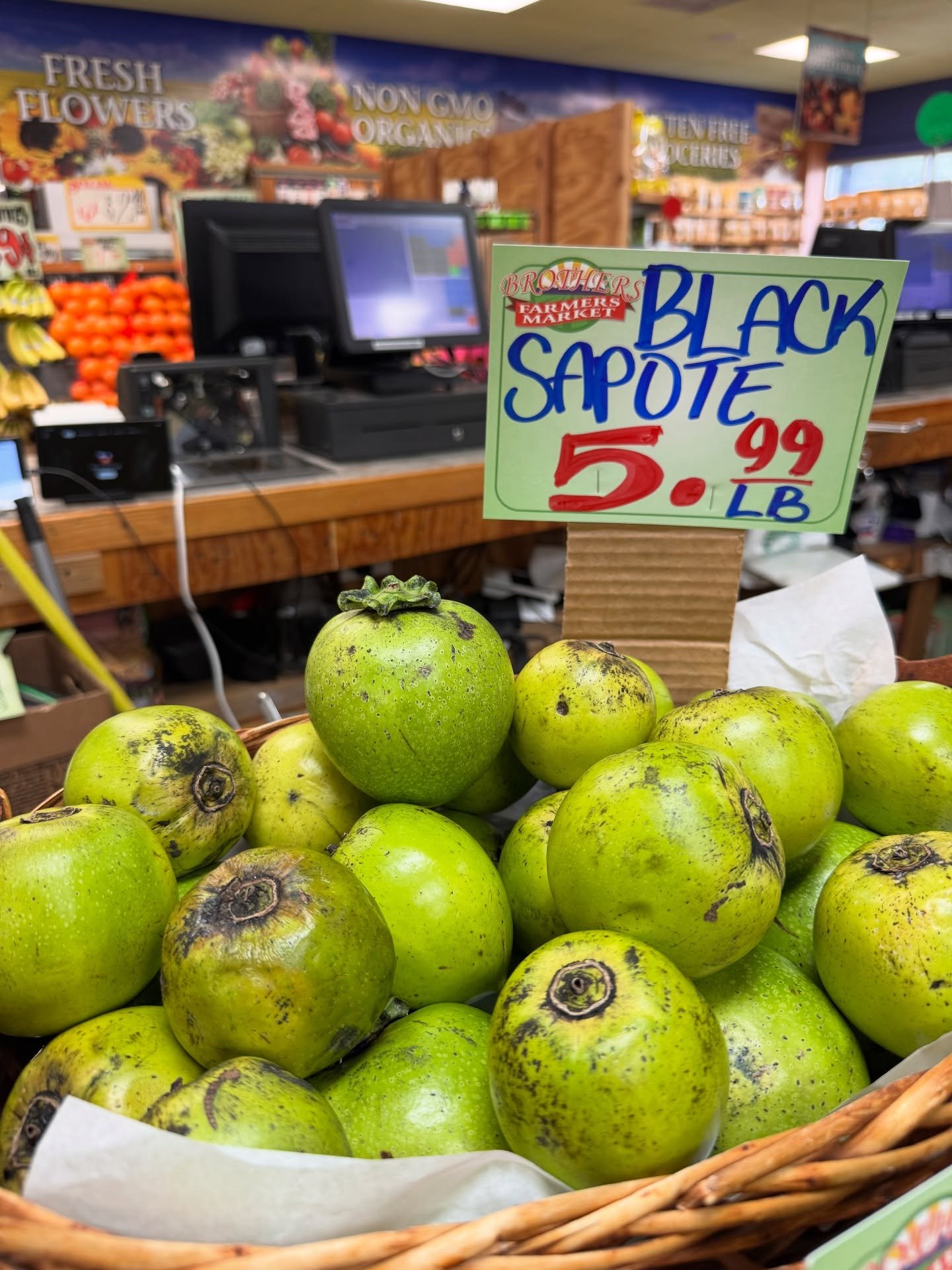 Some pics from my shopping trip yesterday + some random pics!

I haven&rsquo;t eaten cooked food in 15 years.

Not because I&rsquo;m extreme.

Because it just doesn&rsquo;t make sense to me.

I don&rsquo;t see anything wrong with cooking fruit or veg