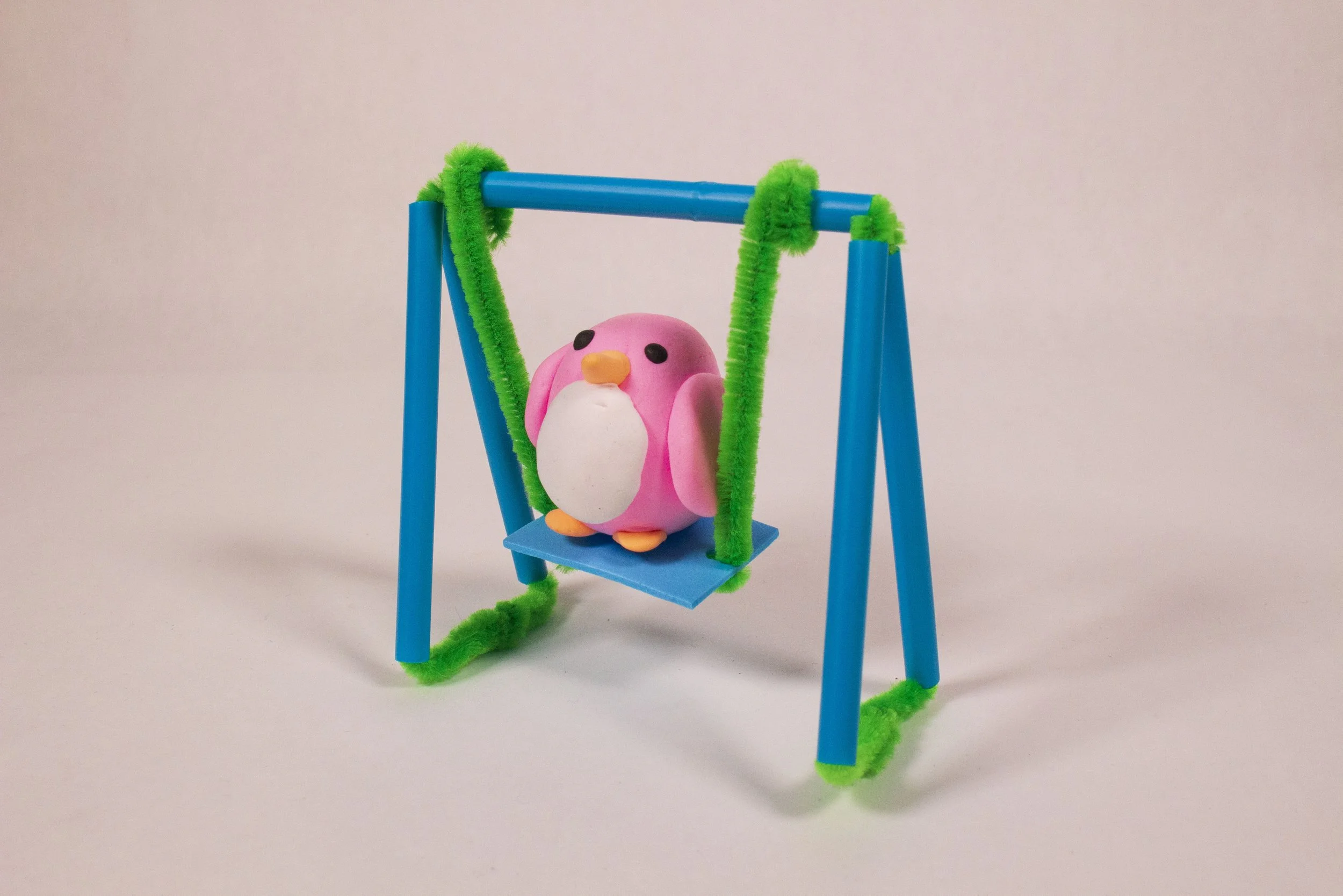 Monday Animation Prompt: Penguin And Snowball in the Playground