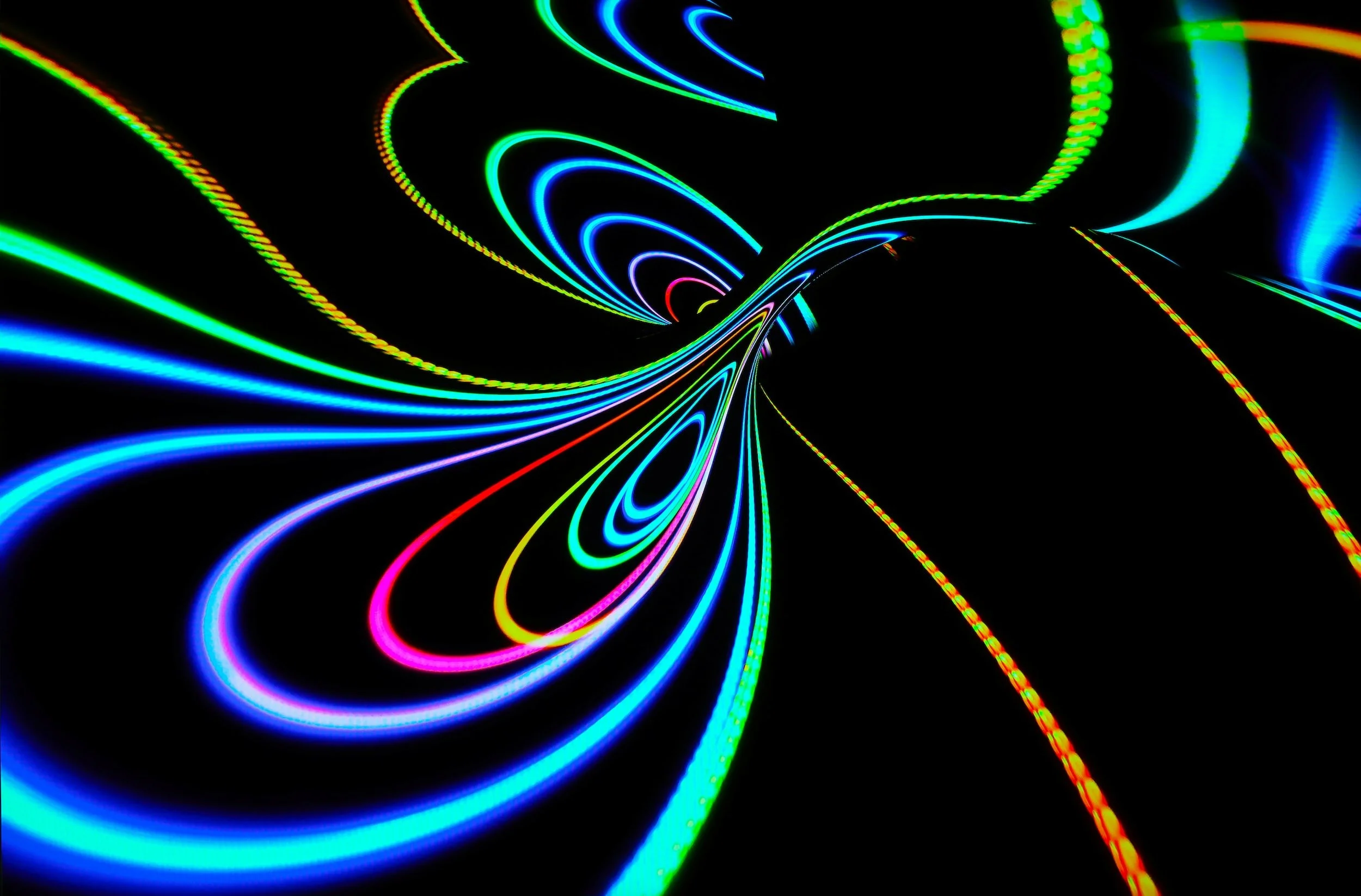 Shrink Yourself to Study Quantum Physics!