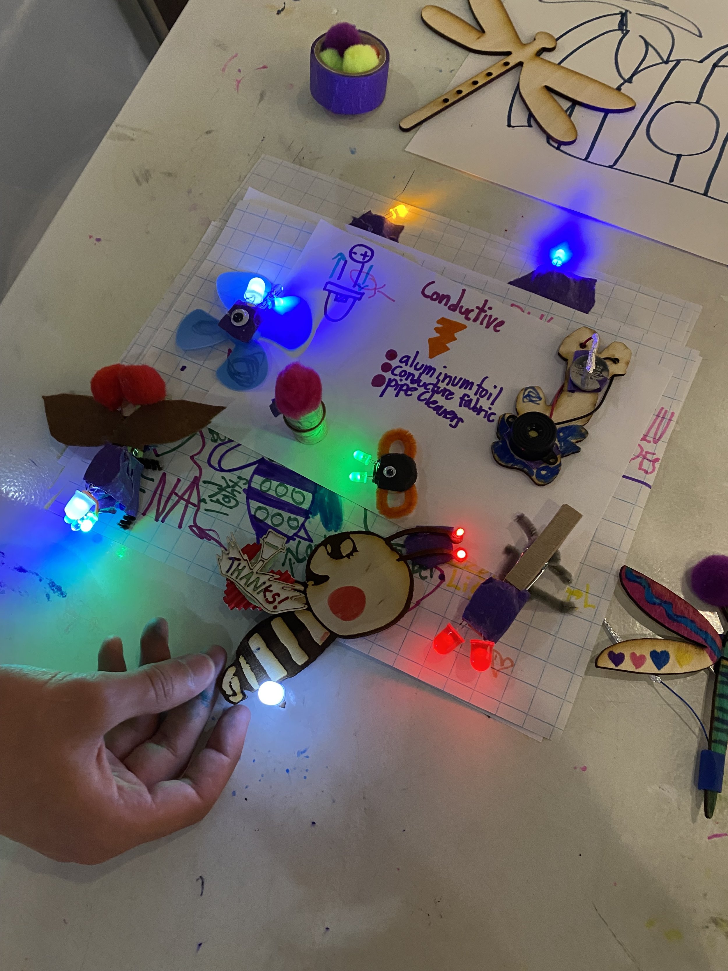 LED-circuits-diagram-byInstructor.jpeg