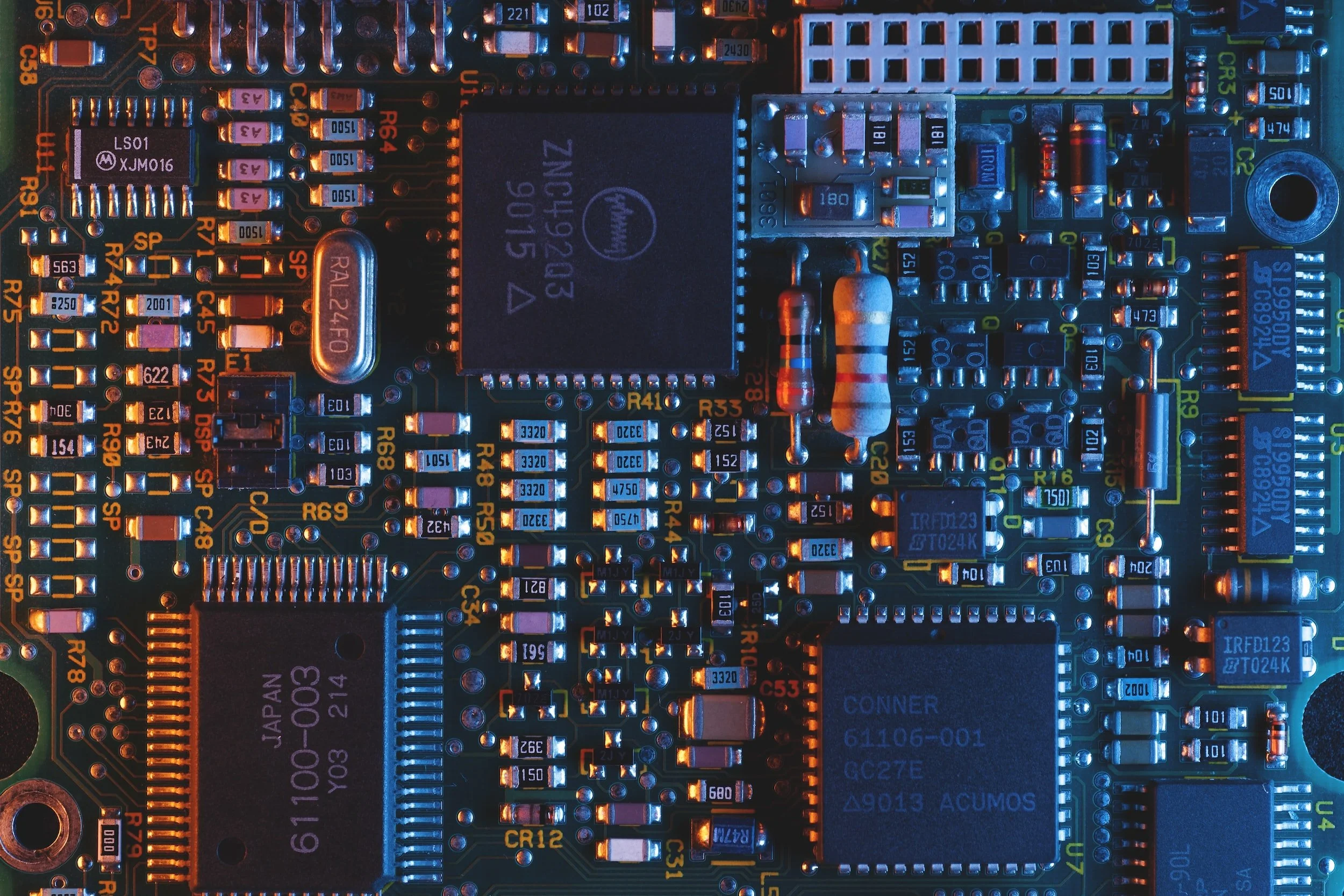 Build Your Own Super Computer With Microchips