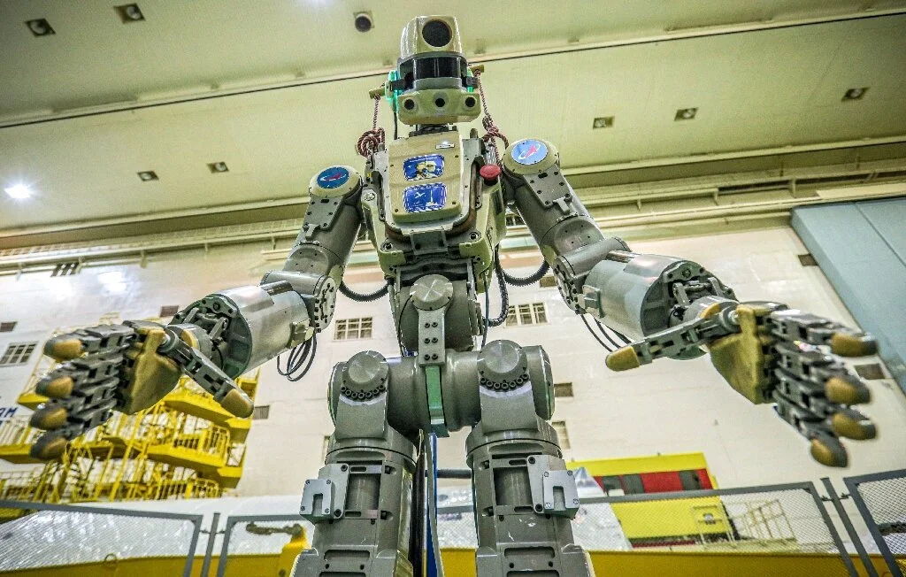 Engineer a Robot For Space
