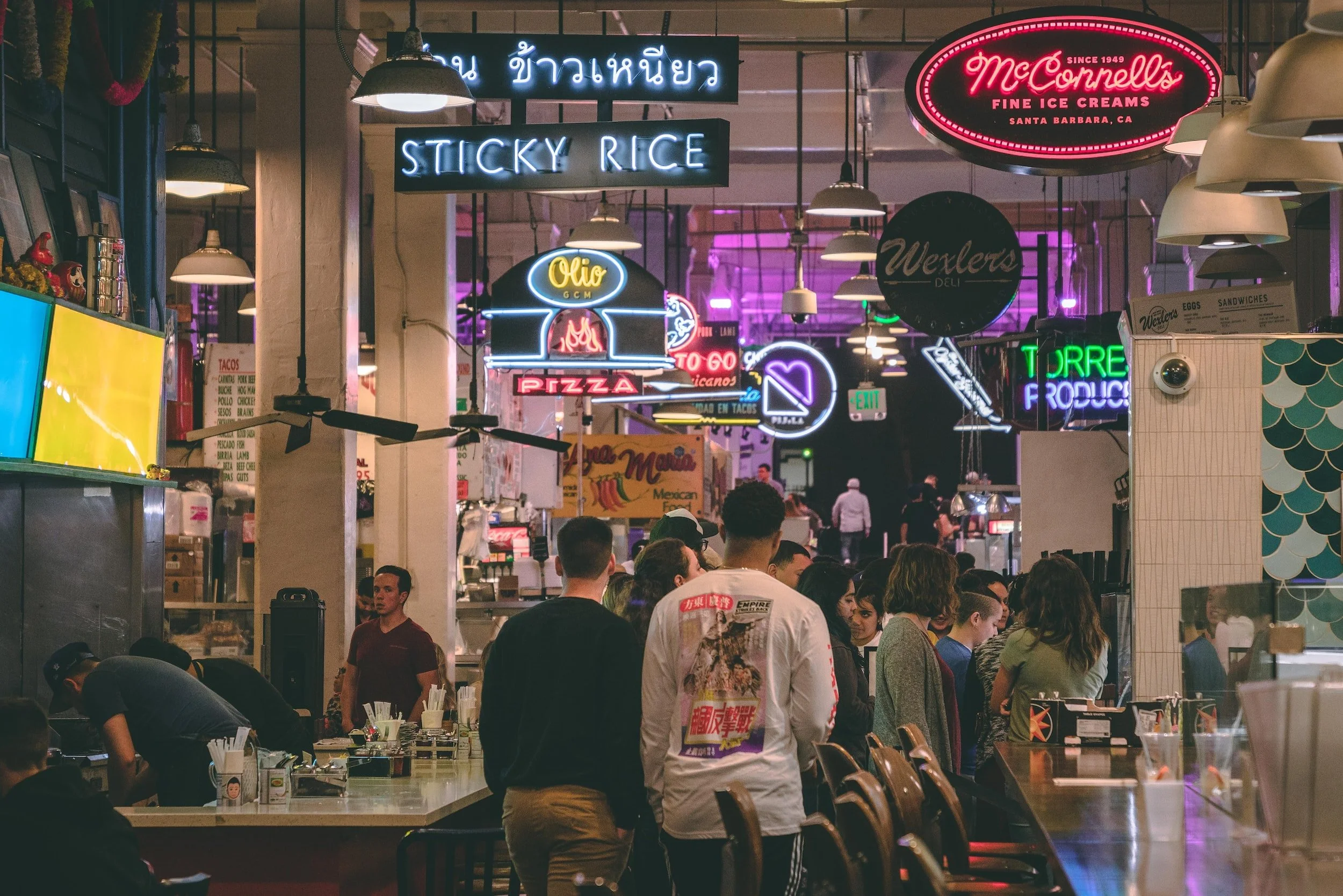 Design a Food Court in the Forest