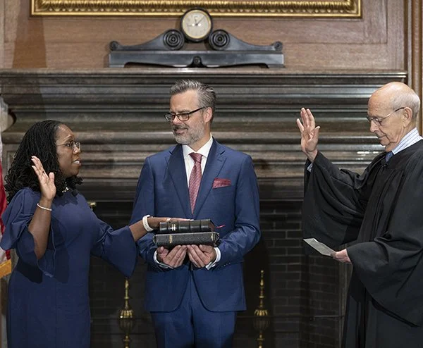 Justice_Jackson_being_sworn_in_by_Justice_Breyer.jpg