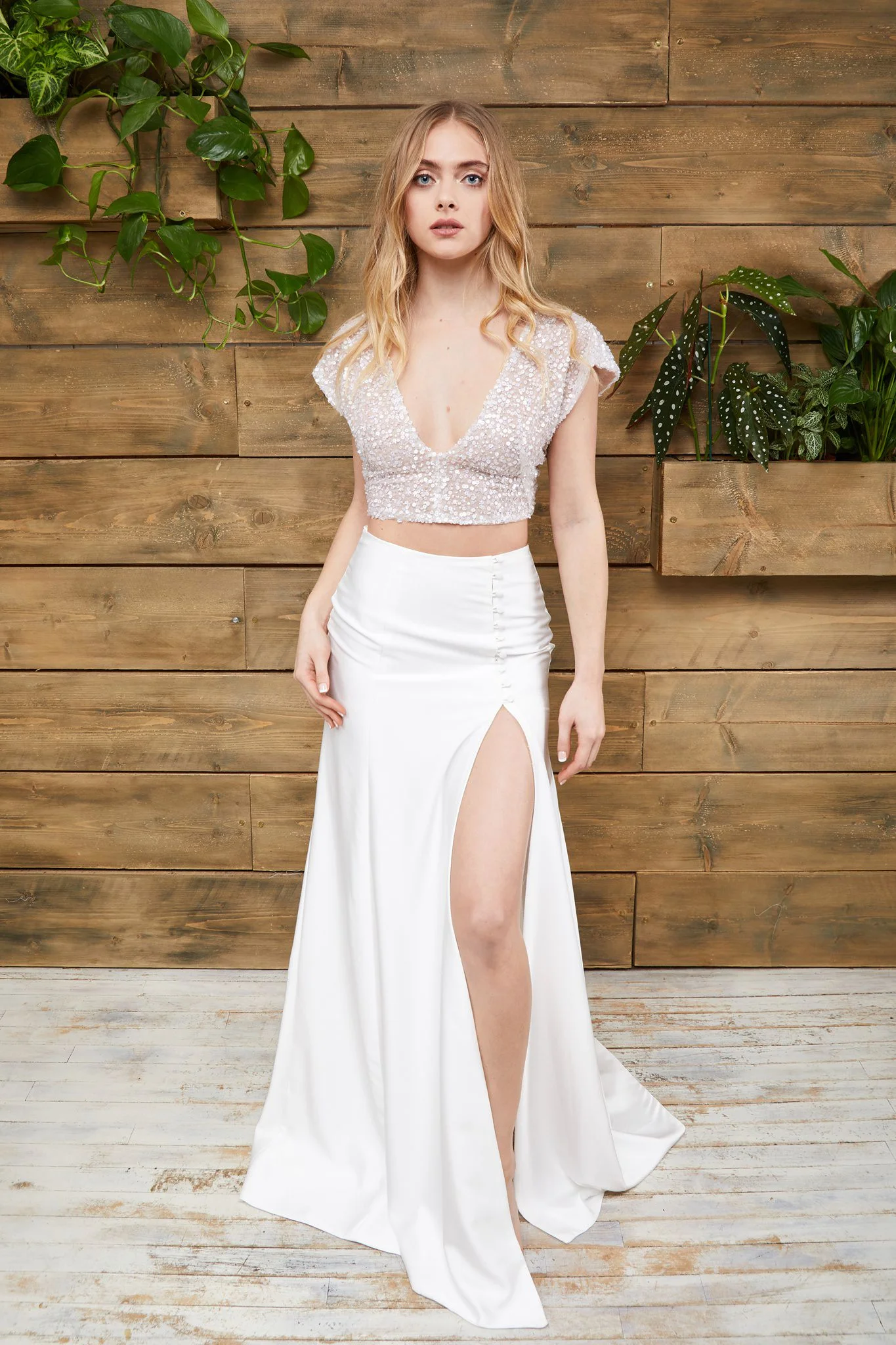 14-04-04 E W Couture lookbook 2019_social media.jpg