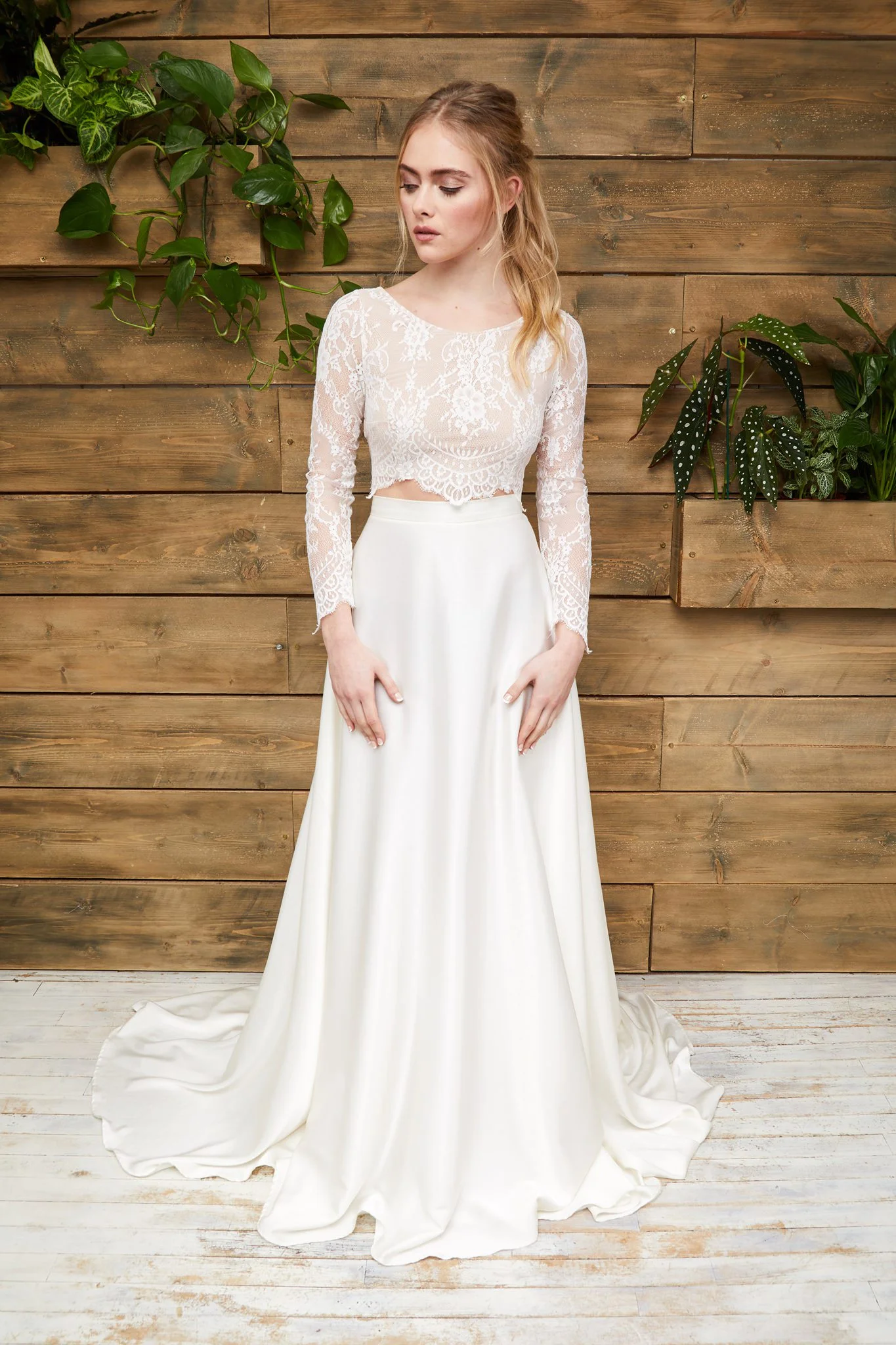 16-58-24 E W Couture lookbook 2019_social media.jpg