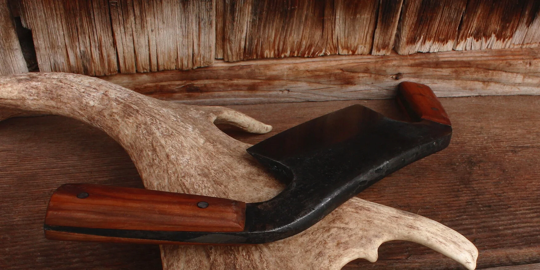 Cariboo Blades Tools & Knives