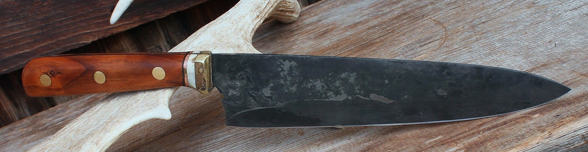 https://images.squarespace-cdn.com/content/v1/5b95878cb27e399cc6fb7a13/bef5fad2-f7f9-4df8-ab6c-3a6ea7f9c2ca/Custom+handmade+chef+knife+for+slicing